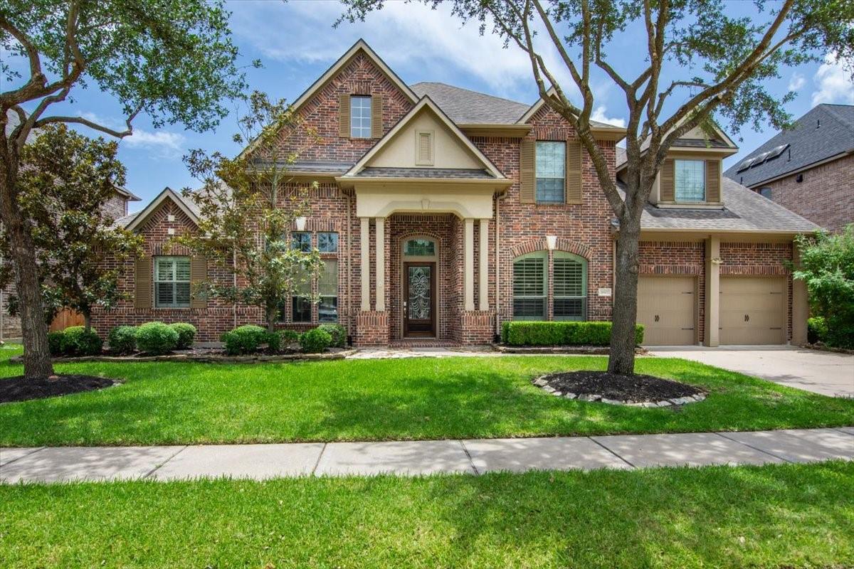 18901 Bee Cave Spring Cir, Cypress, TX 77433