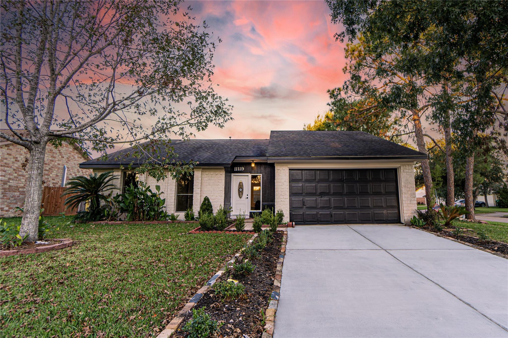11119 Sageorchard Cir, Houston, TX 77089