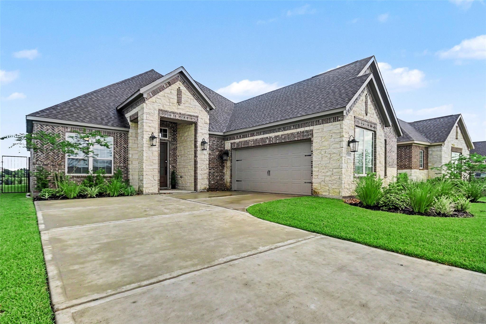 2131 Tioga View Dr, Rosharon, TX 77583 photo