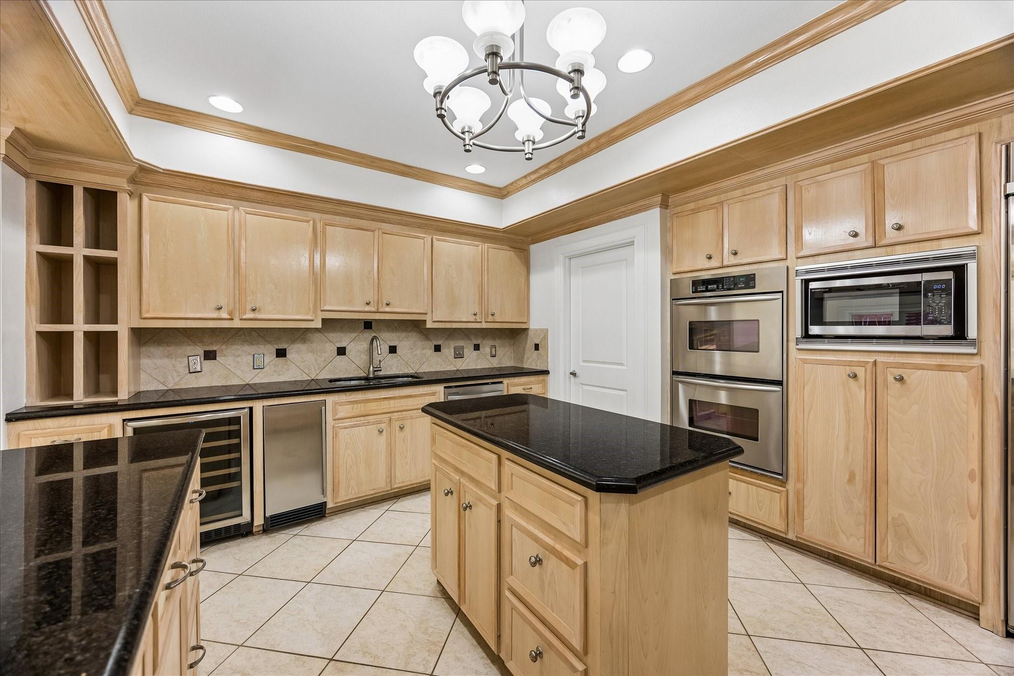 251 Malone St, Houston, TX 77007 photo
