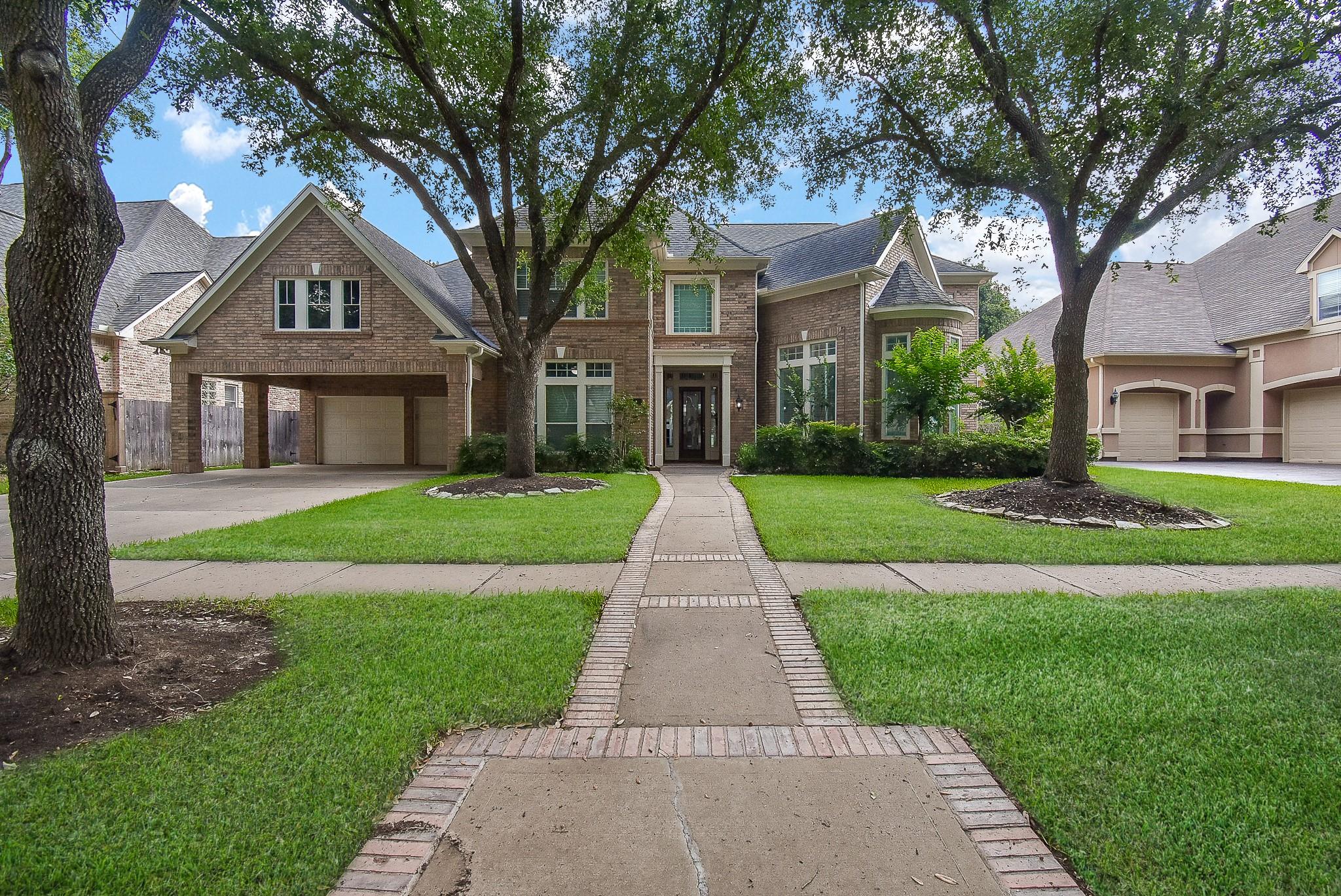 3211 Riviera Dr, Sugar Land, TX 77479 photo