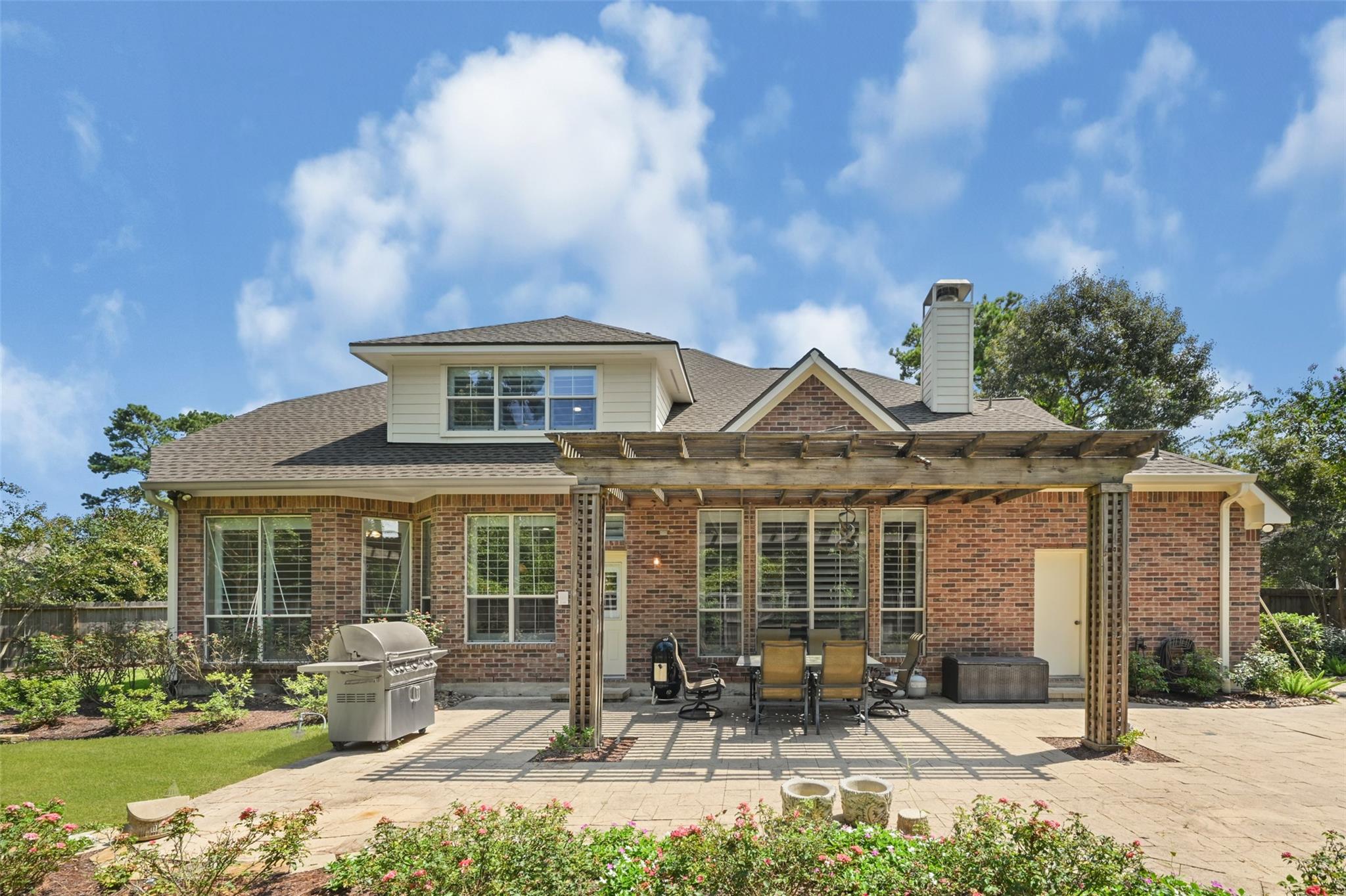 35 Monet Bend Pl, The Woodlands, TX 77382 photo