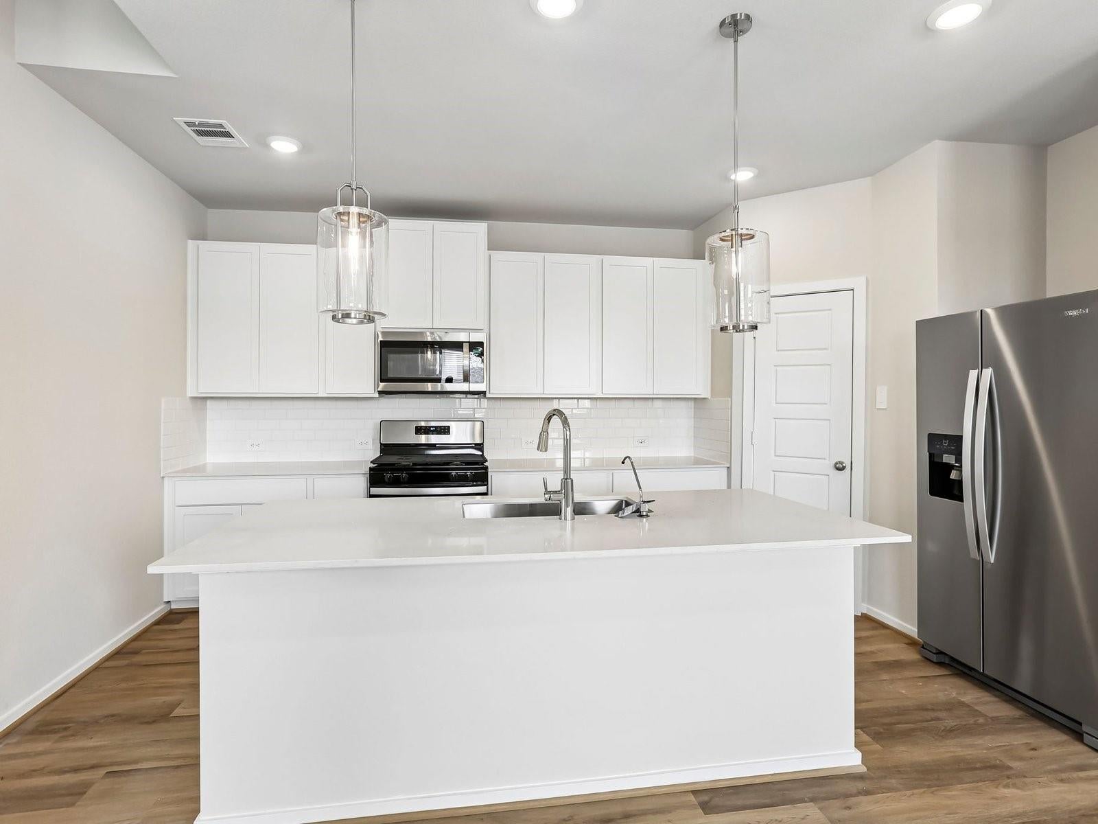 31106 Amalfi Cliff Dr, Huffman, TX 77336