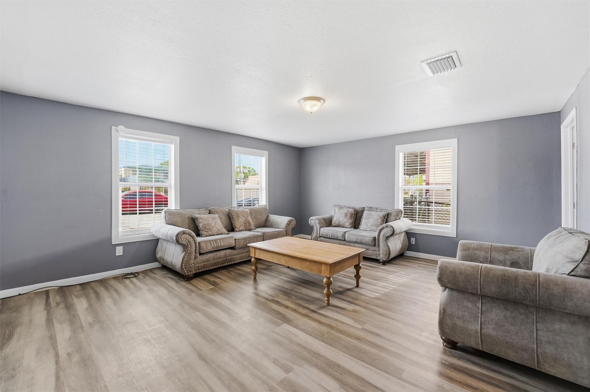 7603 Avenue K, Houston, TX 77012 photo