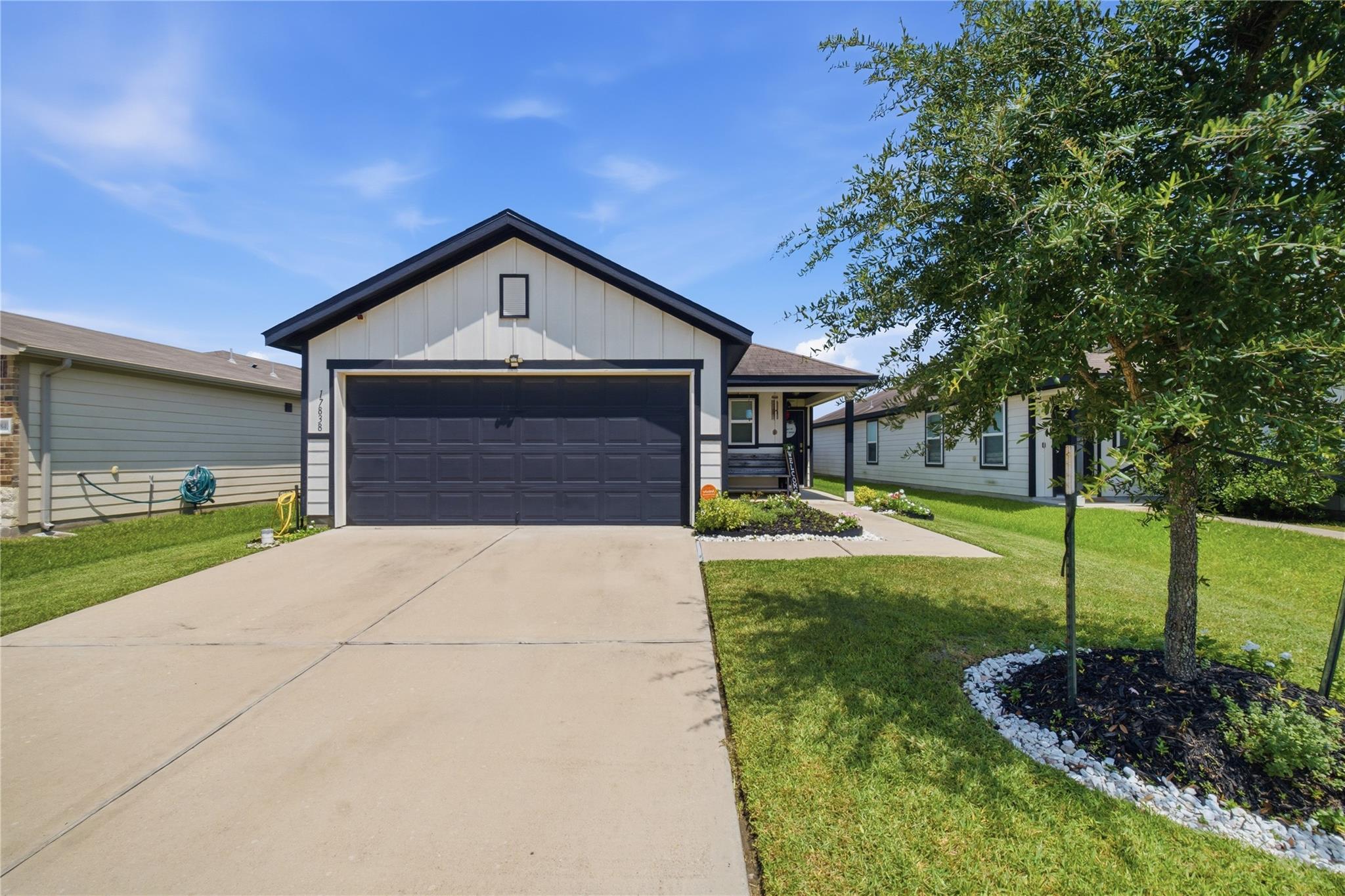 17838 Planted Orchard Dr, Hockley, TX 77447