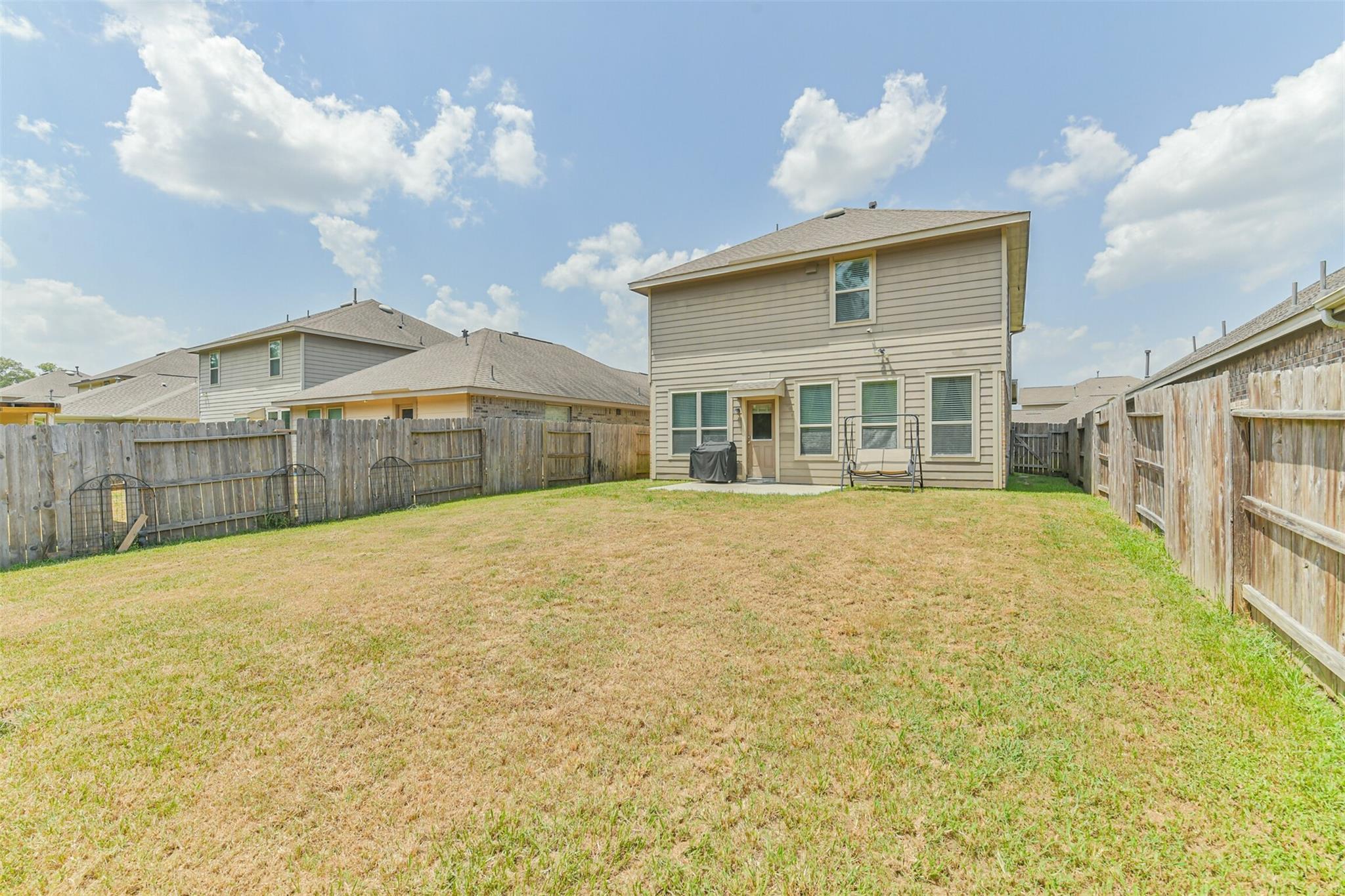 18972 Cicerone Ct, New Caney, TX 77357 photo