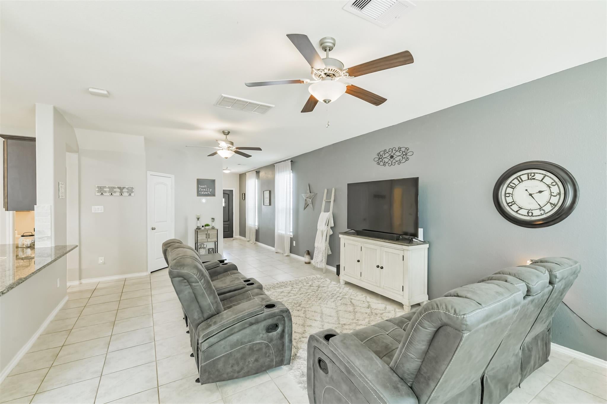 18972 Cicerone Ct, New Caney, TX 77357 photo