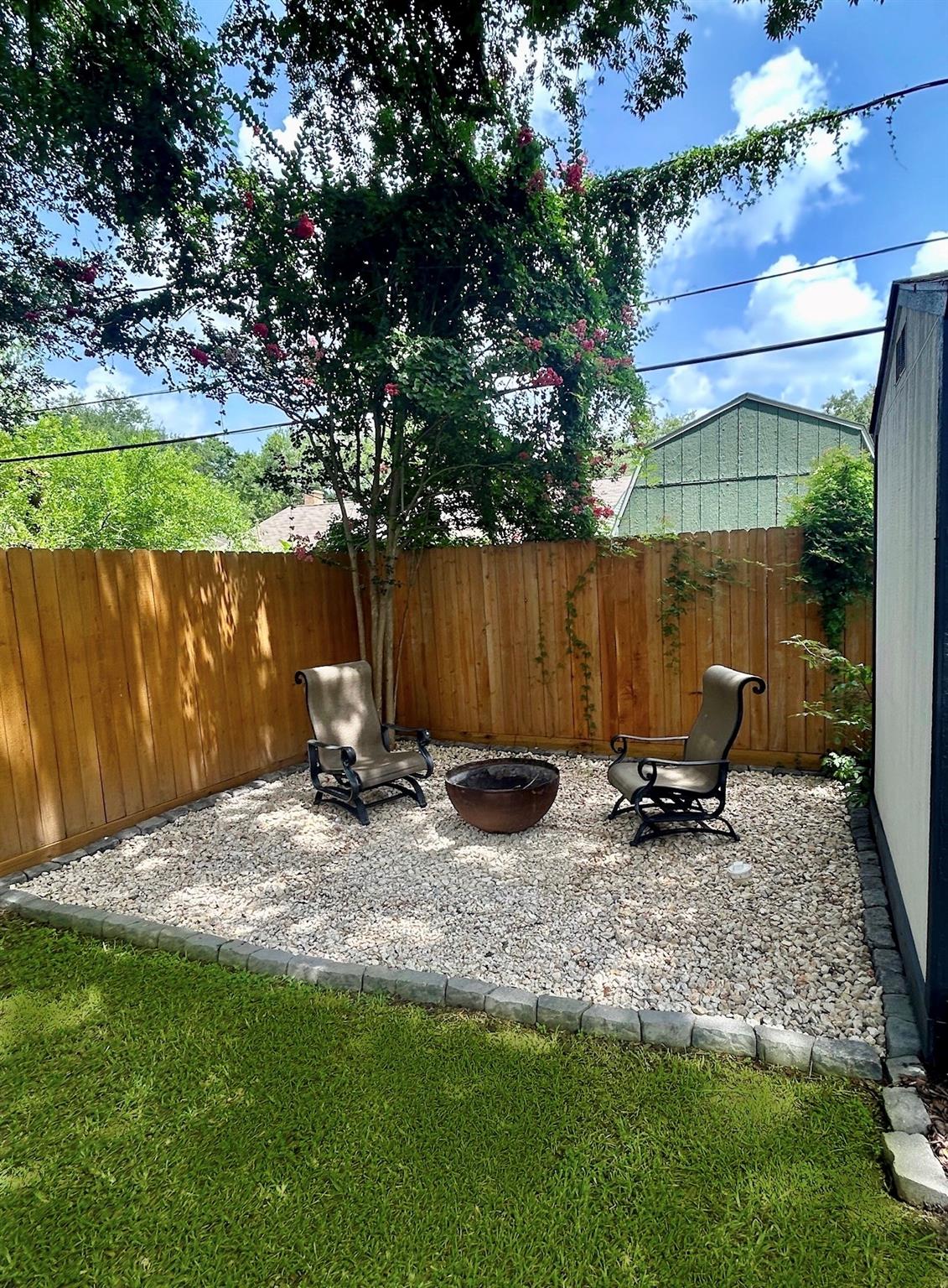 4406 Benning Dr, Houston, TX 77035 photo