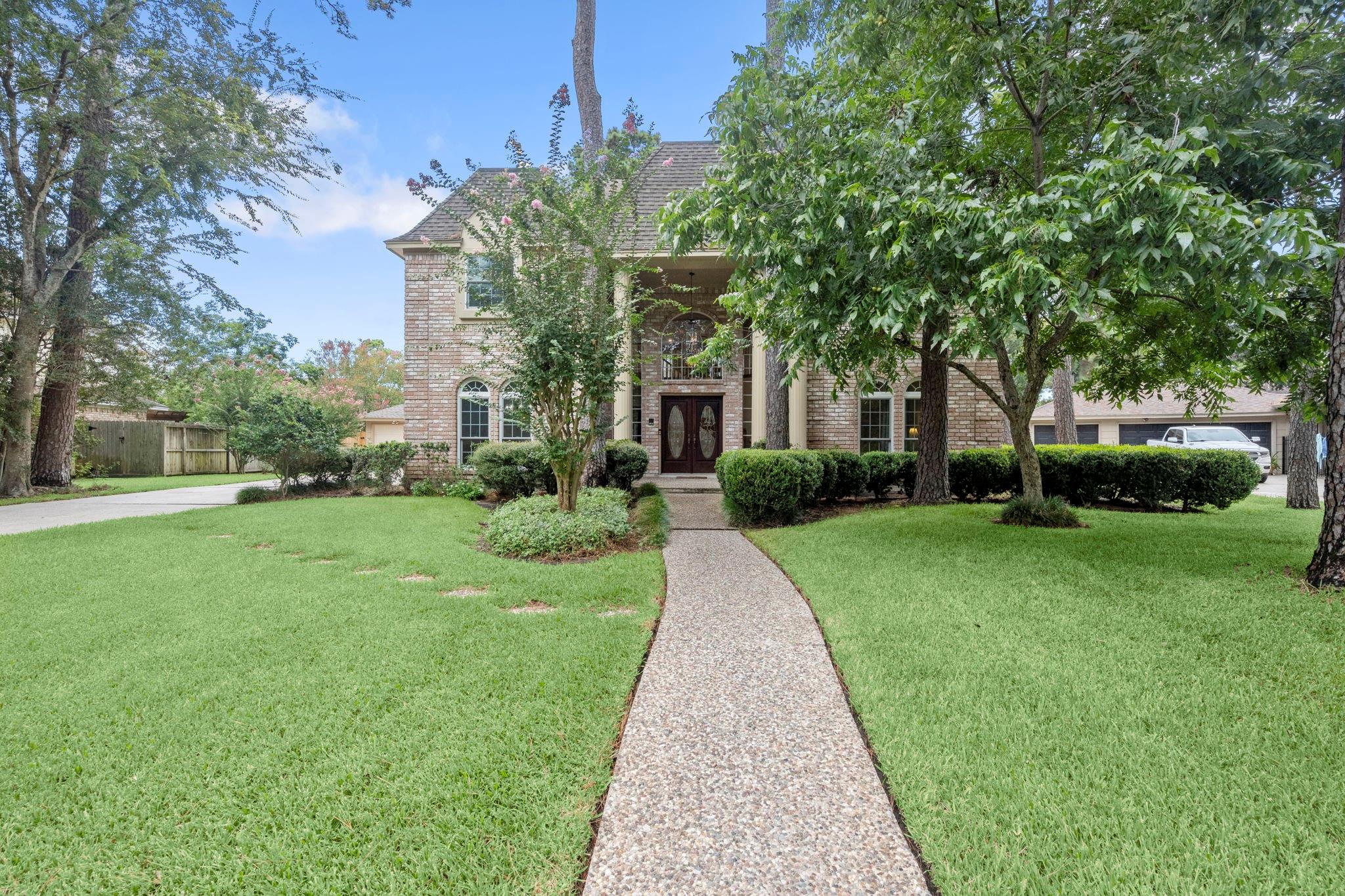 17722 Treeloch Ln, Spring, TX 77379