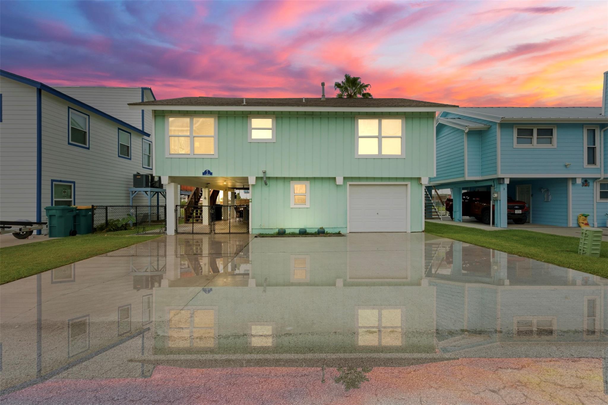 2 Sandpiper St, La Marque, TX 77568