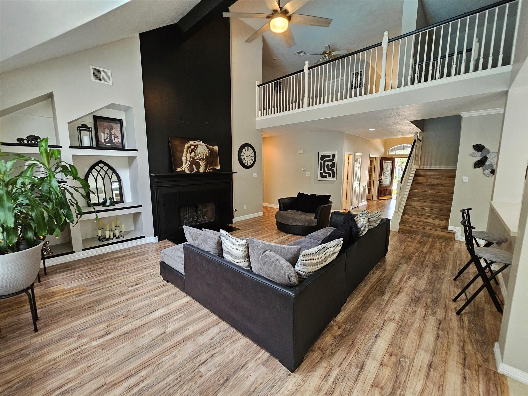 25606 Valley Spring Pl, Spring, TX 77373 photo