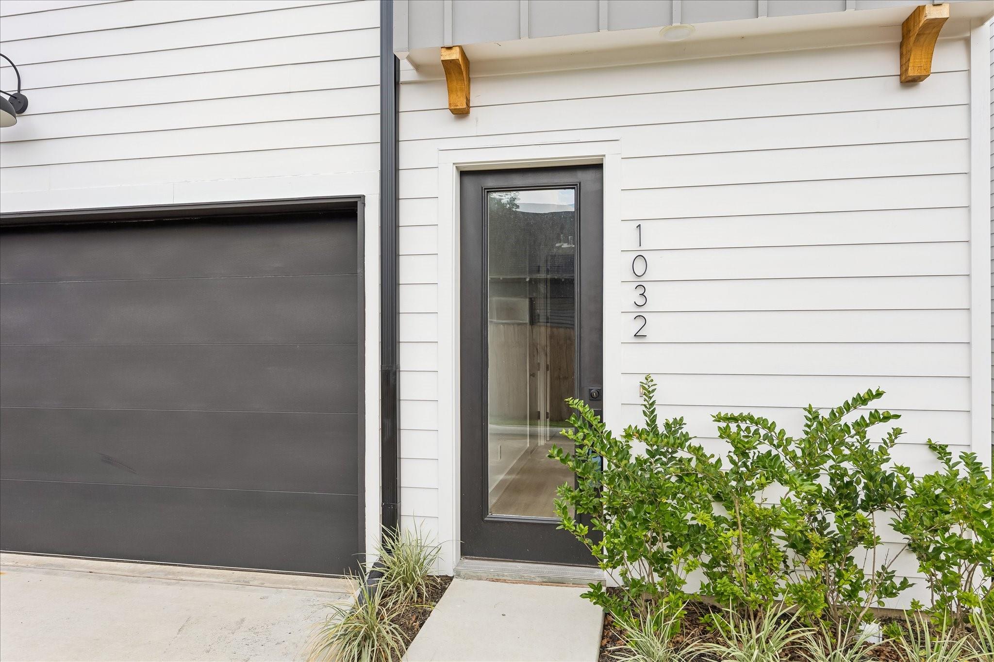 1032 Marcolin St, Houston, TX 77088 photo
