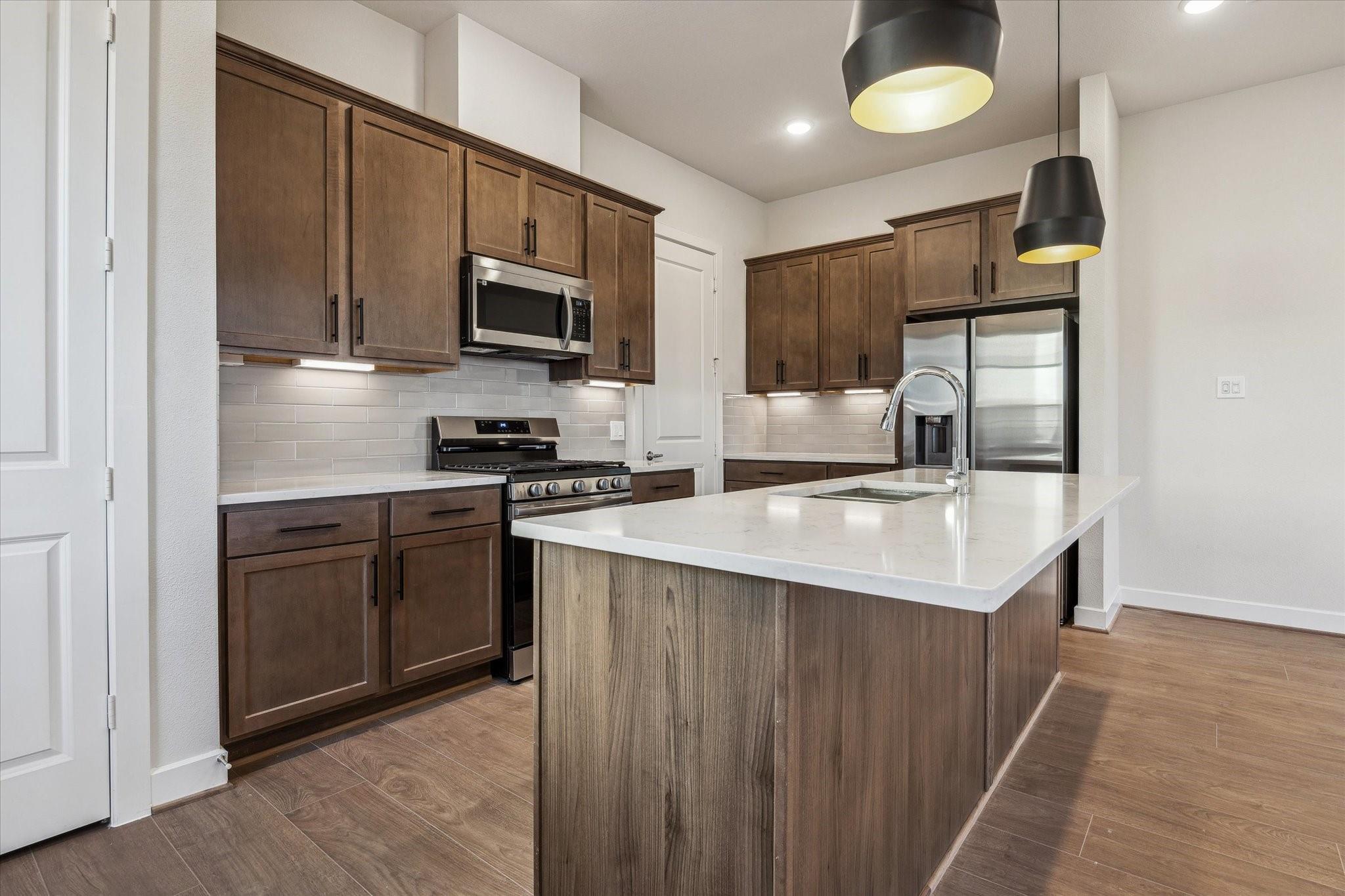 6549 Rena St, Houston, TX 77092 photo