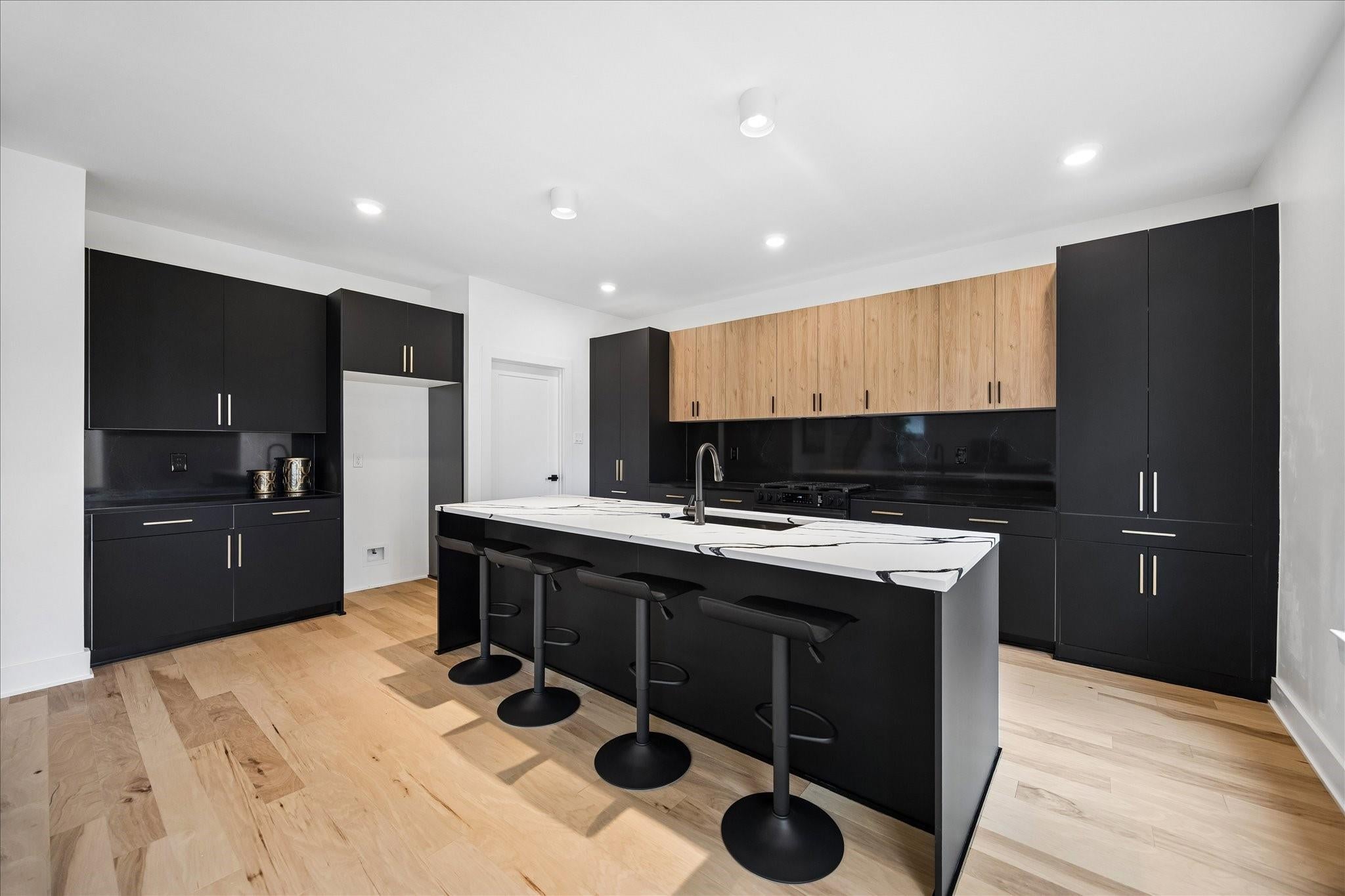 125 N Sidney St, Houston, TX 77003 photo