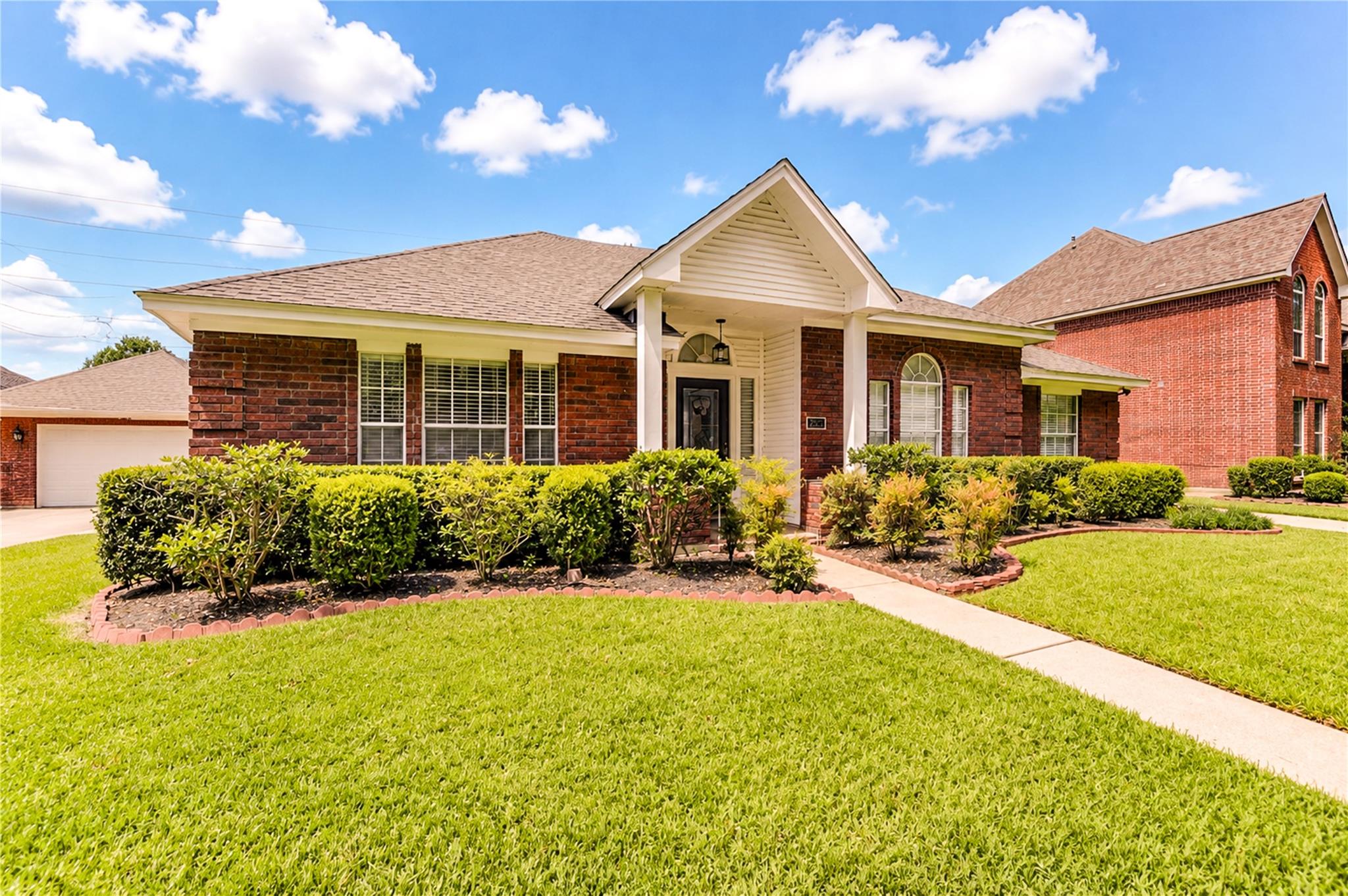 3223 Richland Dr, Sugar Land, TX 77478 photo