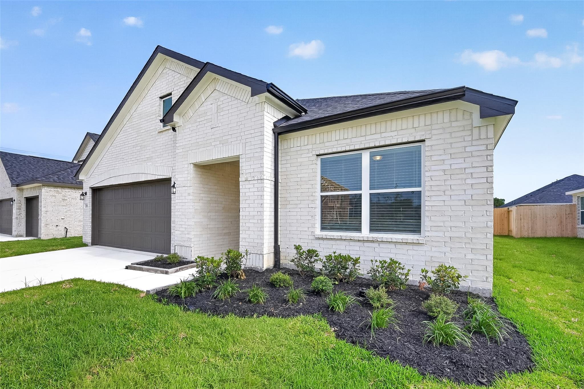 1057 Sunflower Terrace Dr, Magnolia, TX 77355 photo