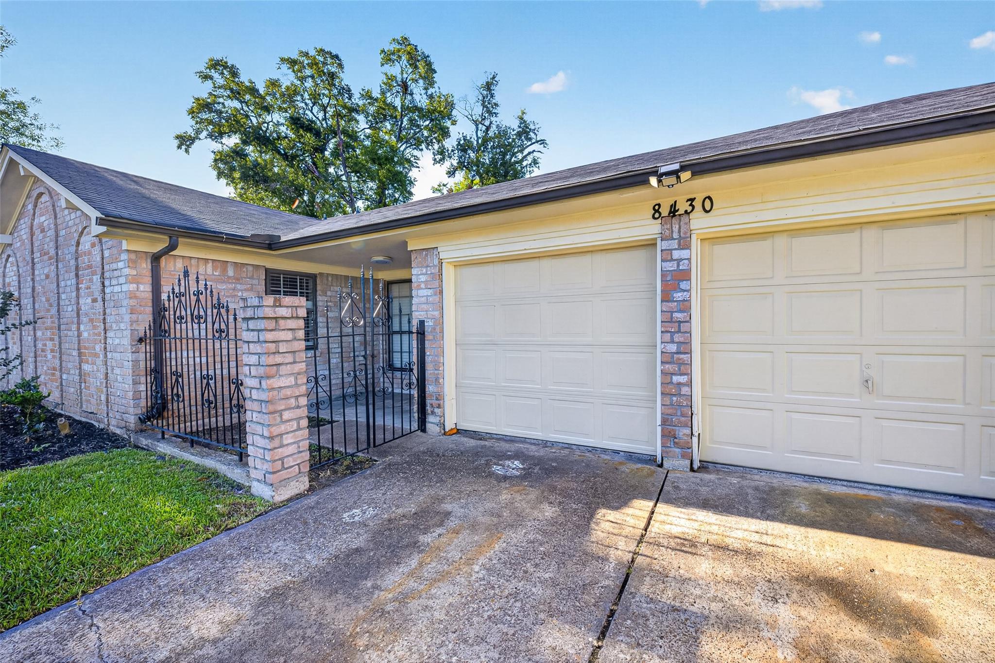 8430 Gallahad St, Houston, TX 77078 photo