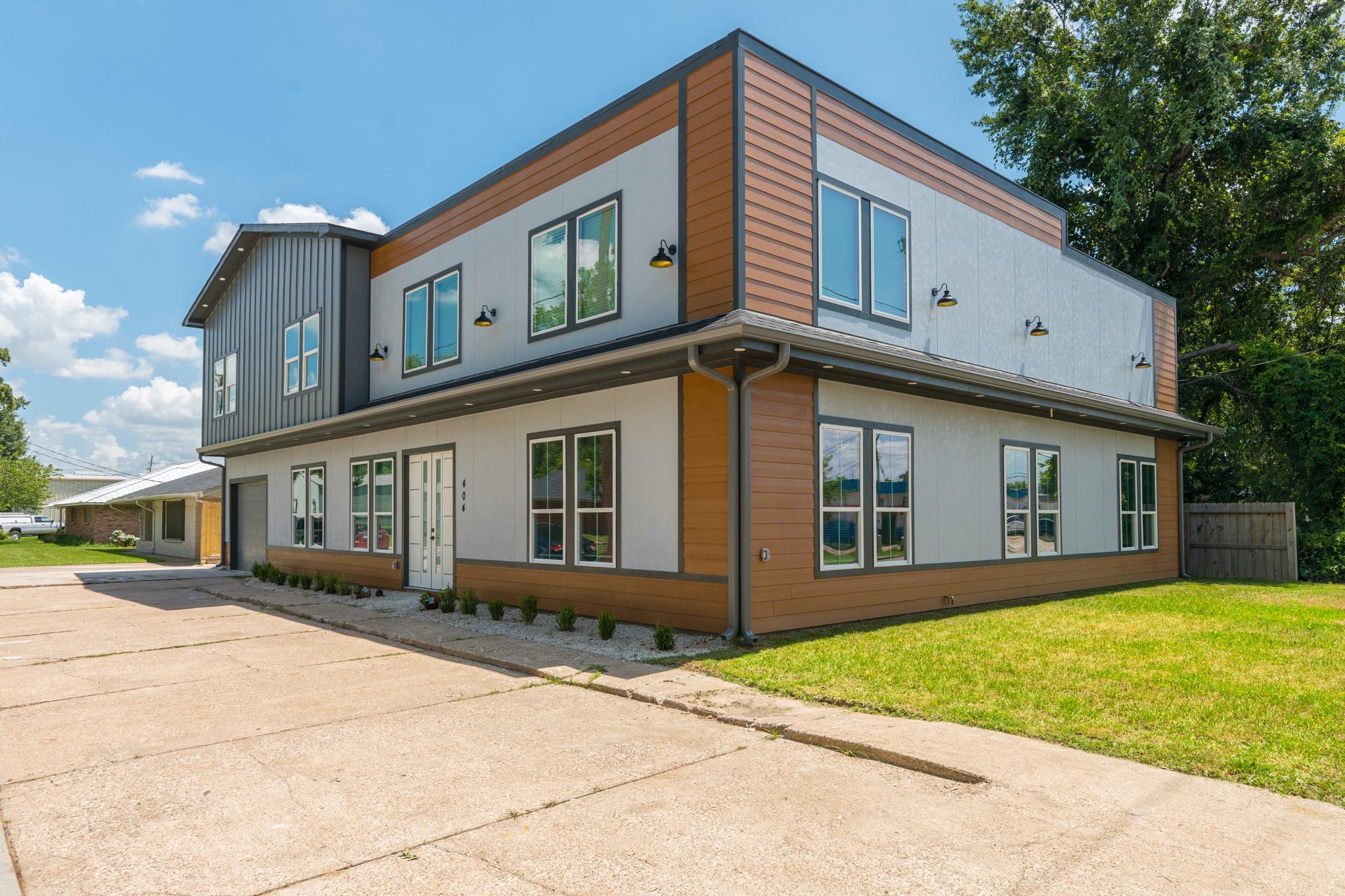 404 Avenue H, Humble, TX 77338