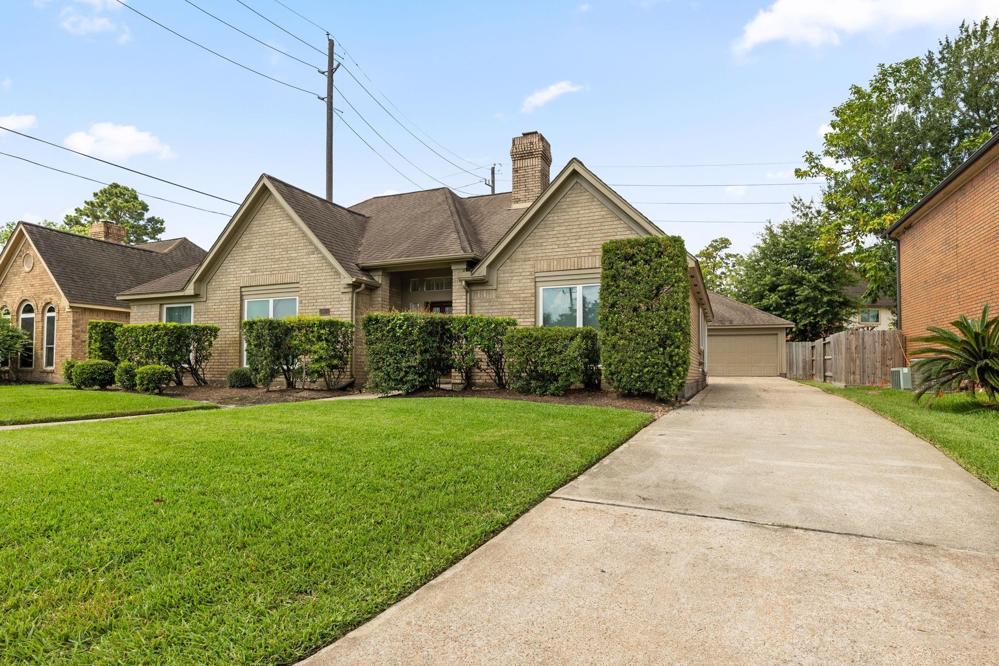19611 Atasca Oaks Dr, Humble, TX 77346 photo