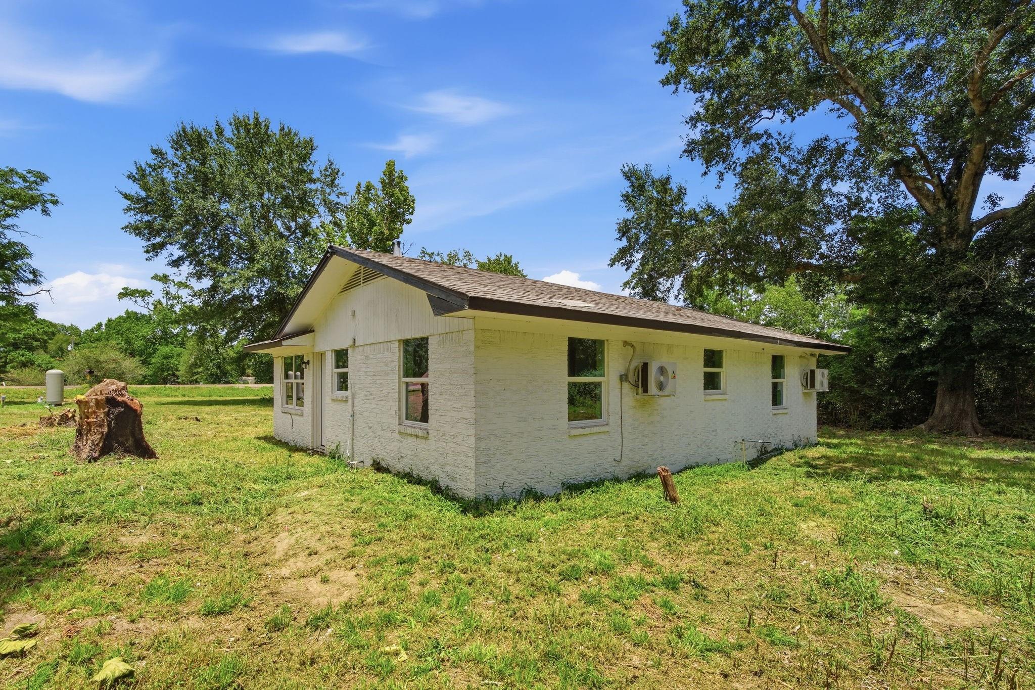 82 Farm To Market Road 2693, New Waverly, TX 77358 photo