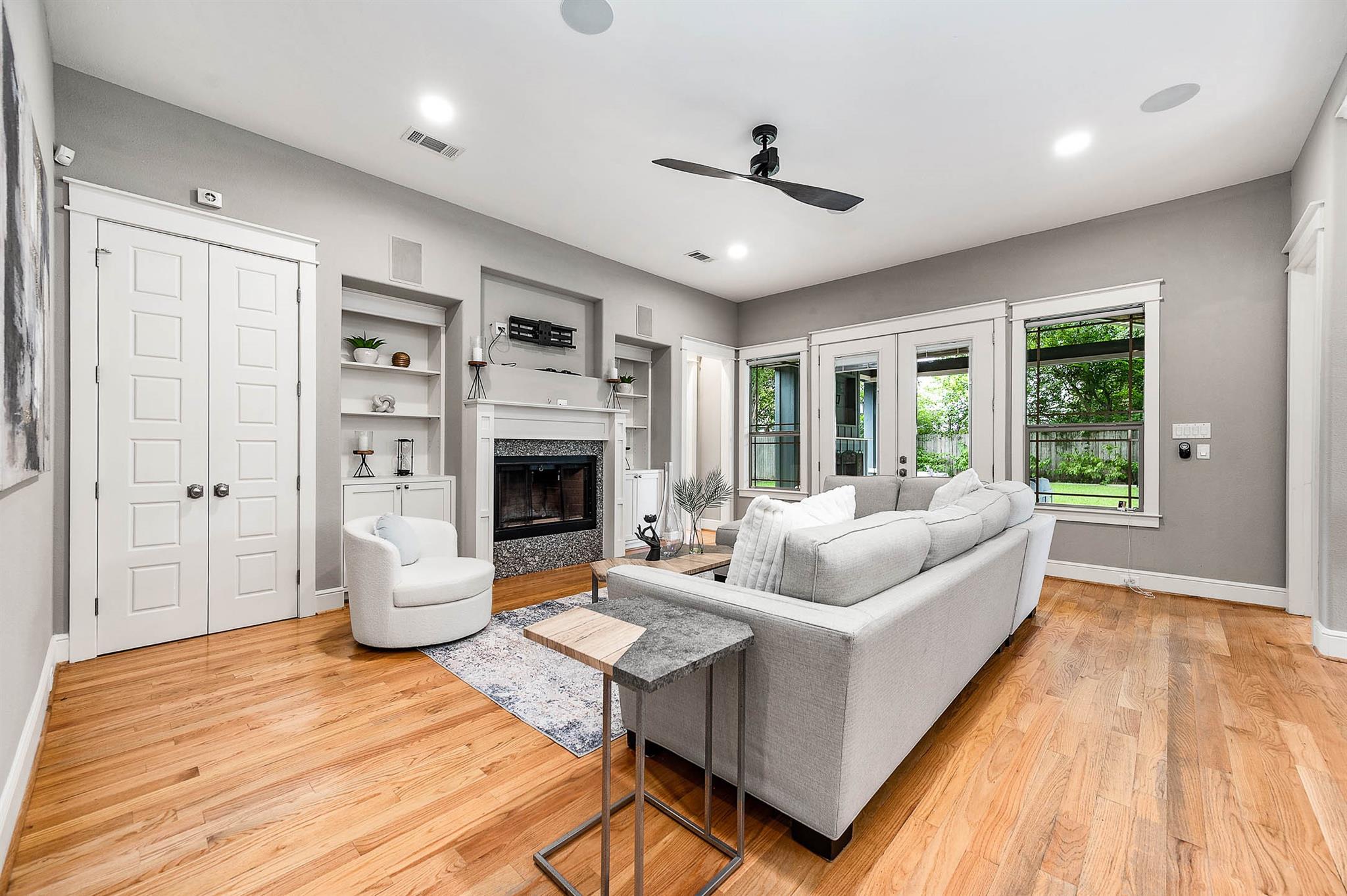 1740 Nina Lee Ln, Houston, TX 77018 photo