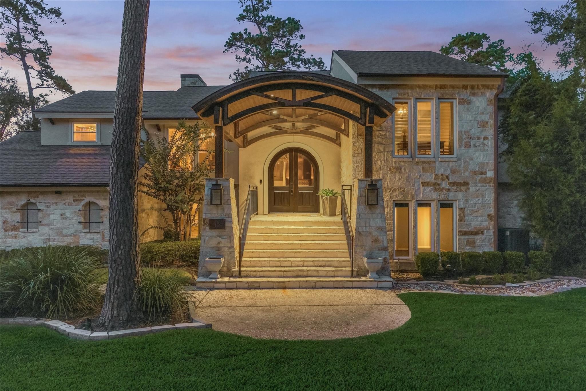 45 Doe Run Dr, The Woodlands, TX 77380