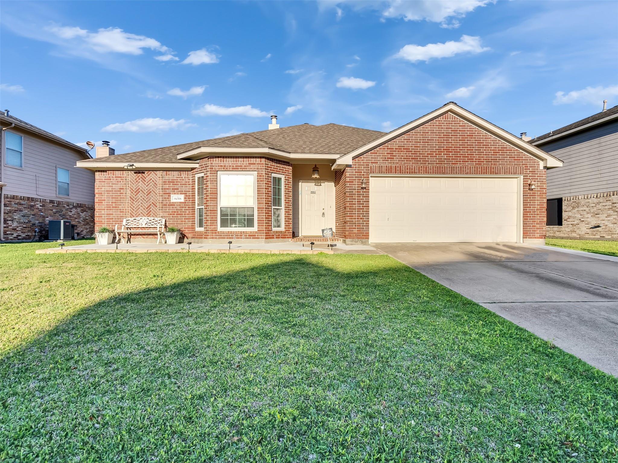 8018 Fox St, Baytown, TX 77523 photo