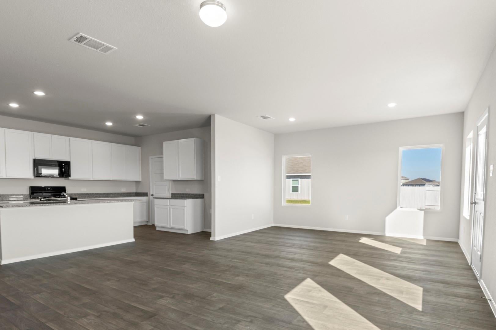 7956 Kastamonu St, Montgomery, TX 77316 photo