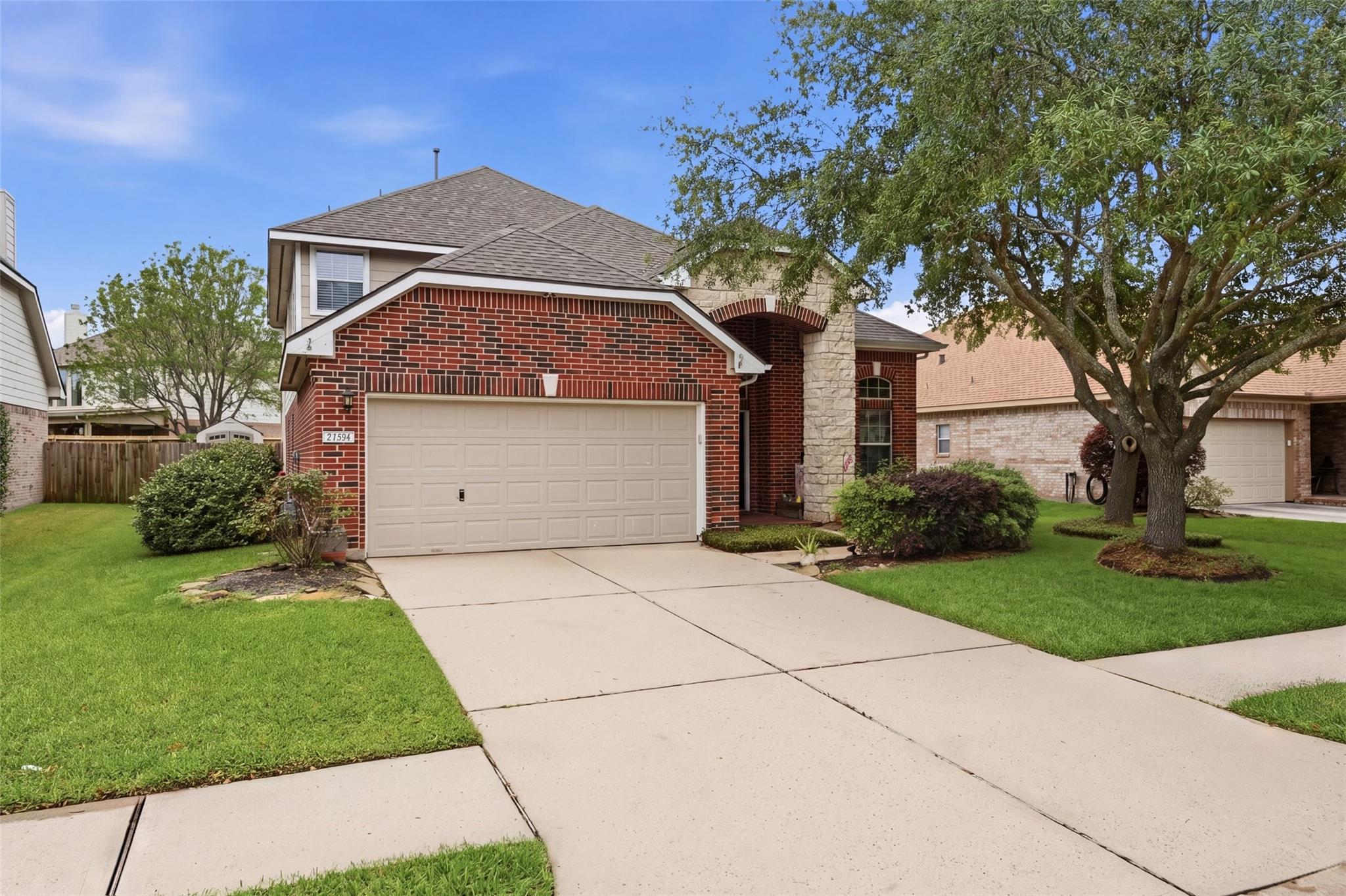 21594 Tims Harbor Dr, Kingwood, TX 77339 photo