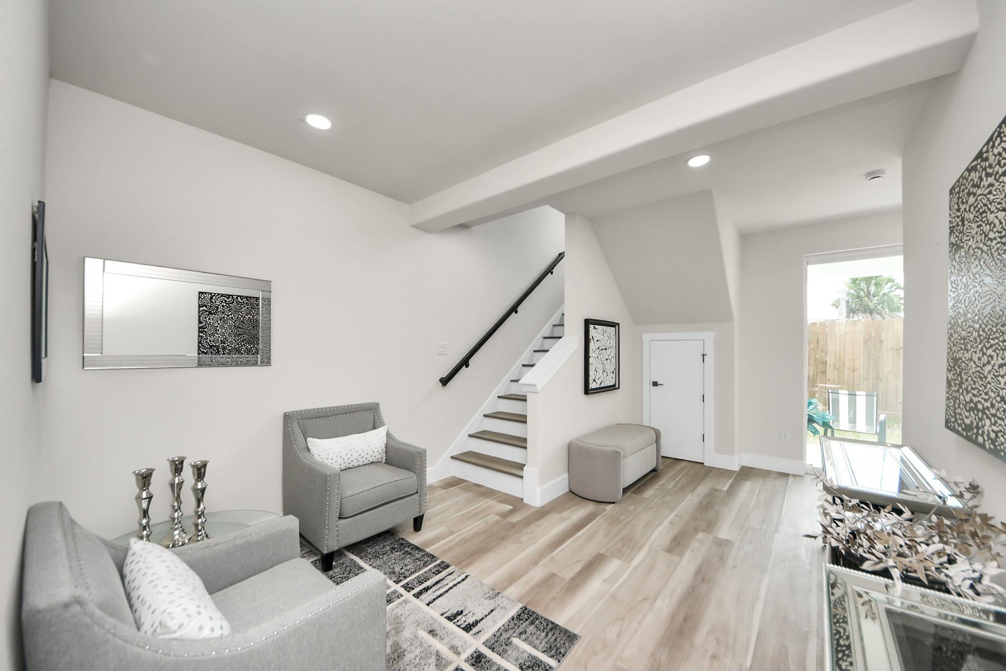 2014 Blodgett St, Houston, TX 77004 photo