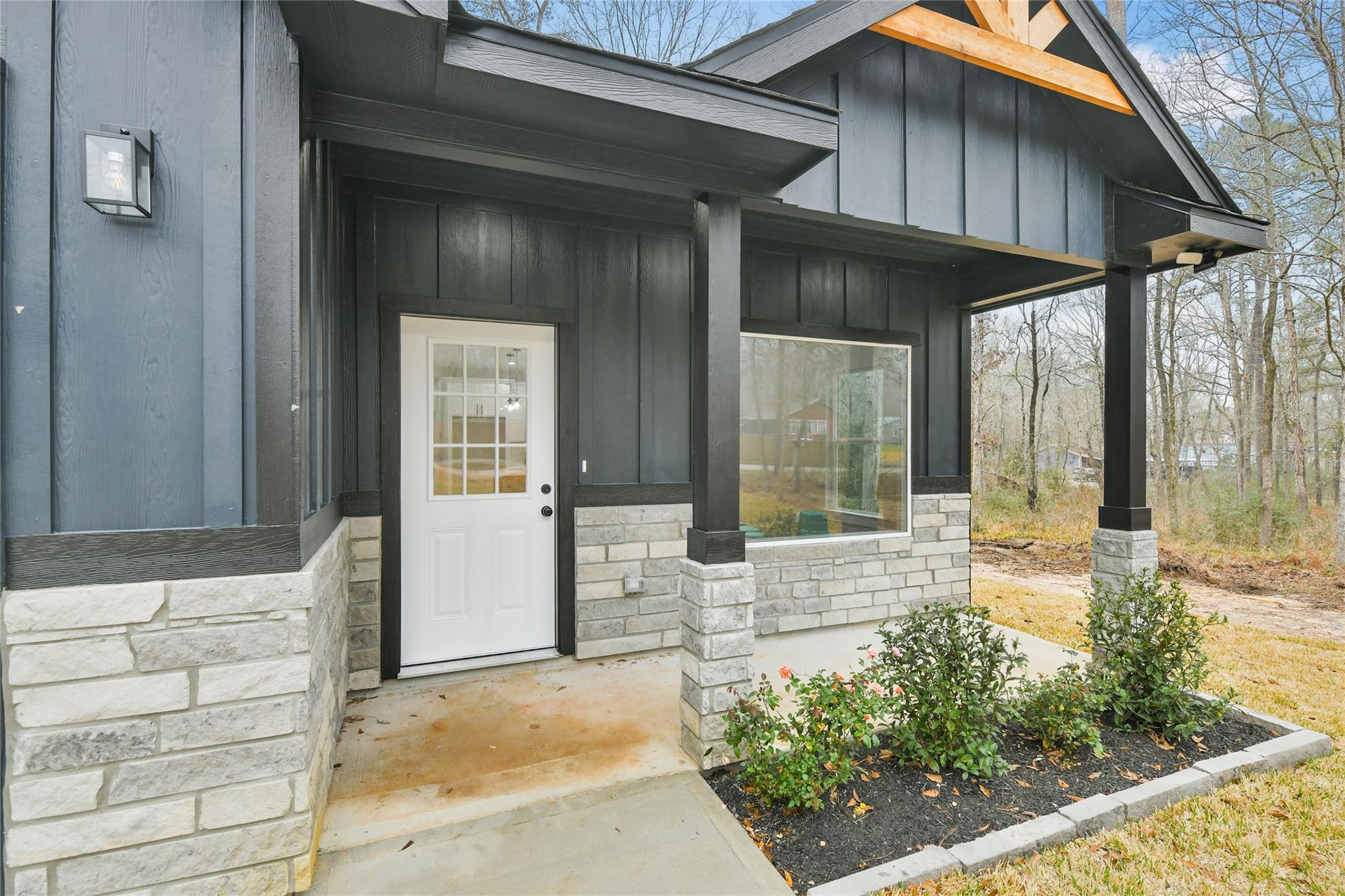 15117 Austin, Willis, TX 77378 photo
