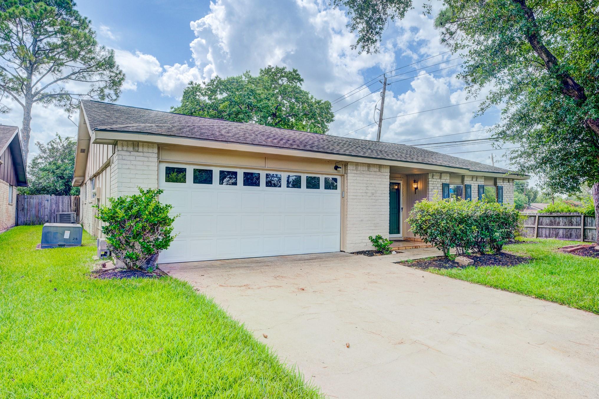 3023 Quail Valley East Dr, Missouri City, TX 77489 photo