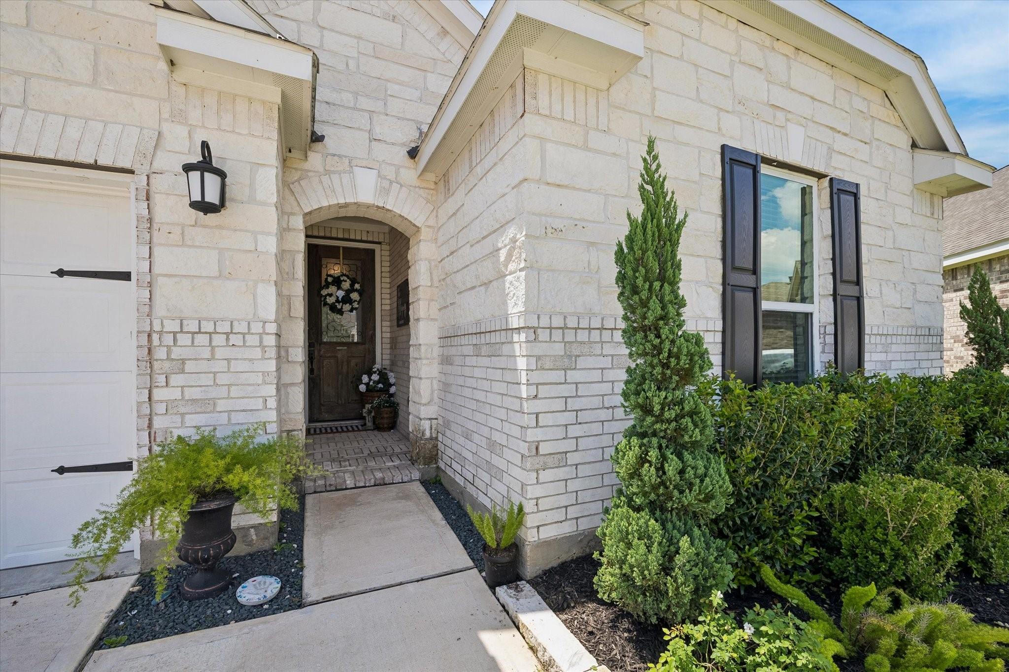 39200 Canyonville Ct, Magnolia, TX 77354 photo