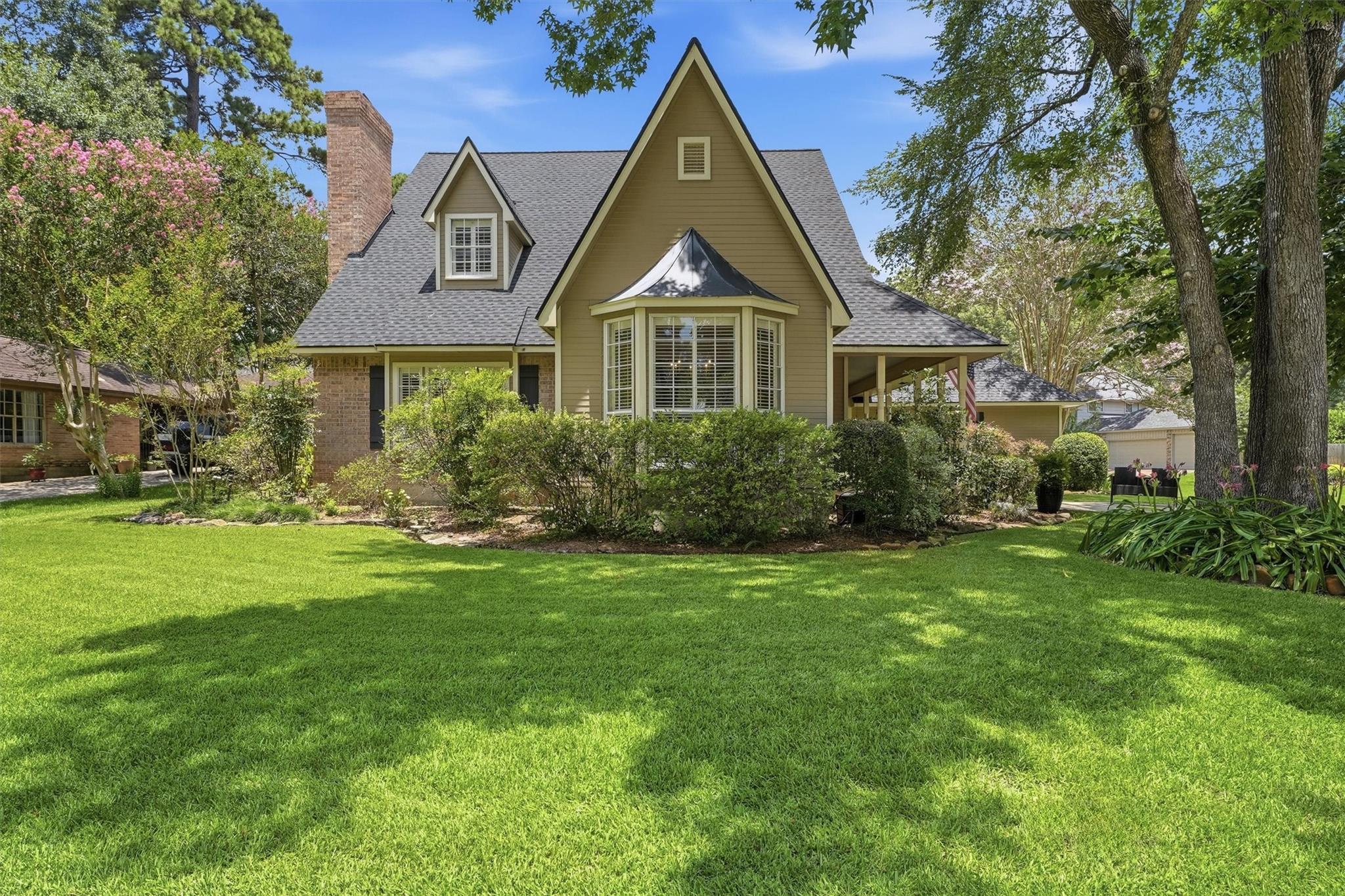 5311 Timber Shade Dr, Kingwood, TX 77345