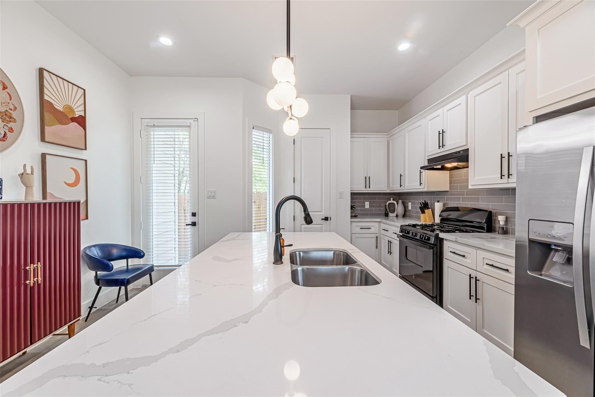 1273 Dewalt St, Houston, TX 77088 photo