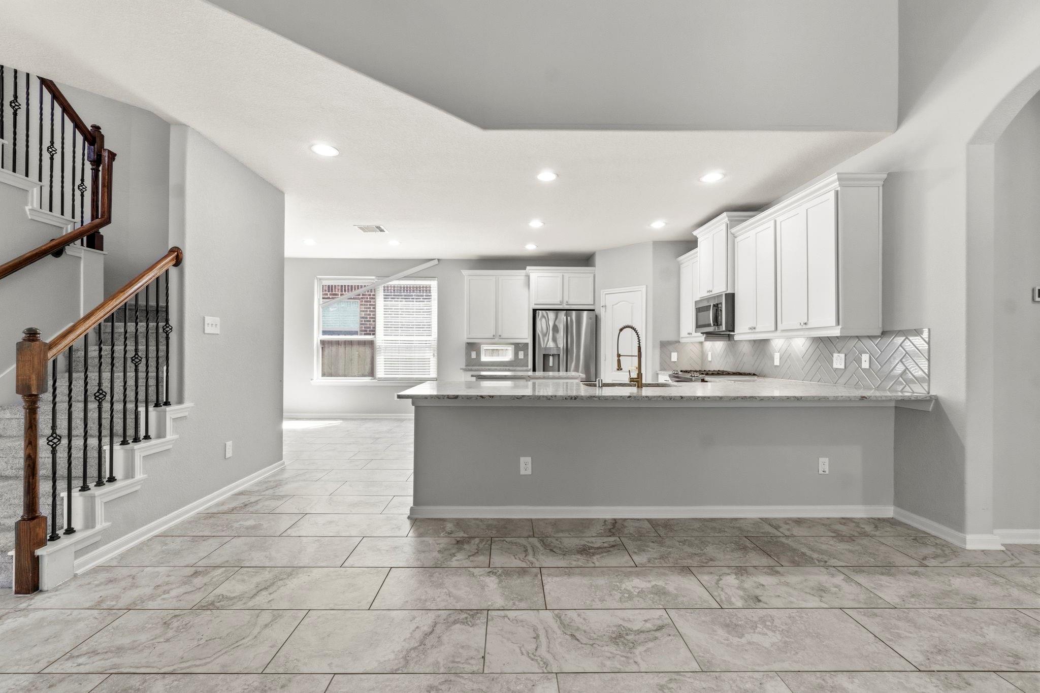 127 Fox Trail Rd, Montgomery, TX 77316 photo