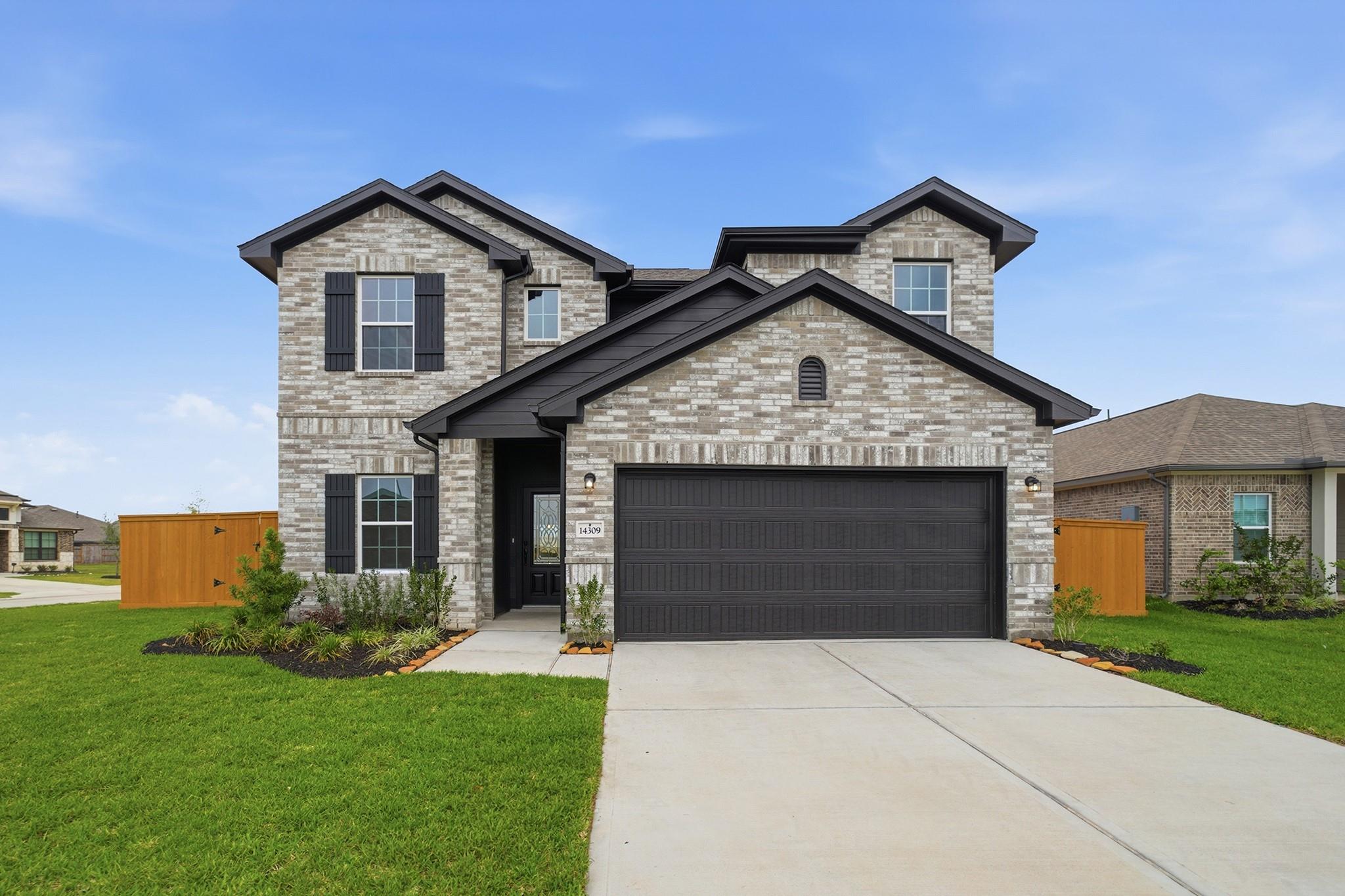 14309 Pine Cliffs Dr, Texas City, TX 77568