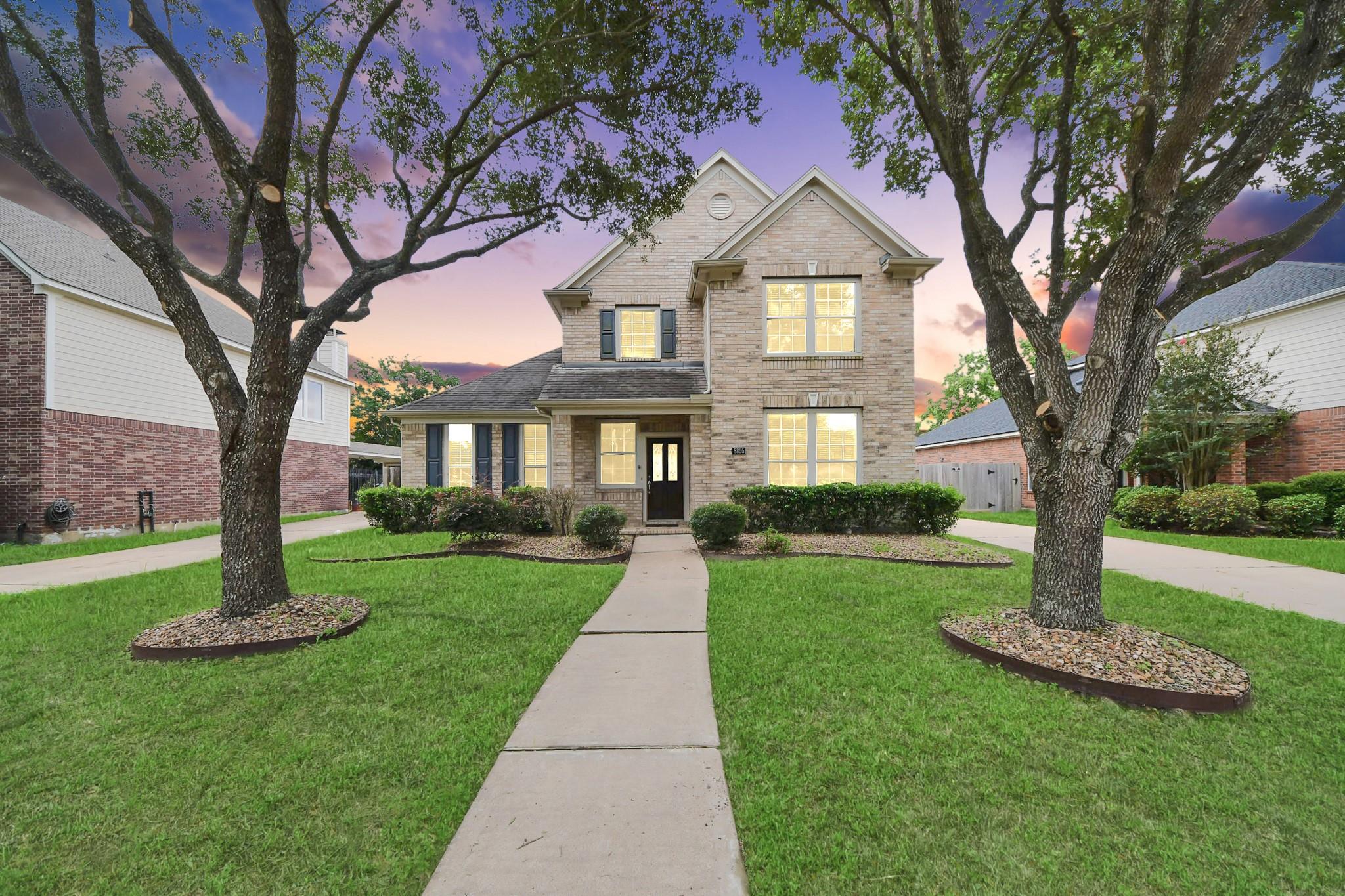 8855 Distant Woods Dr, Houston, TX 77095