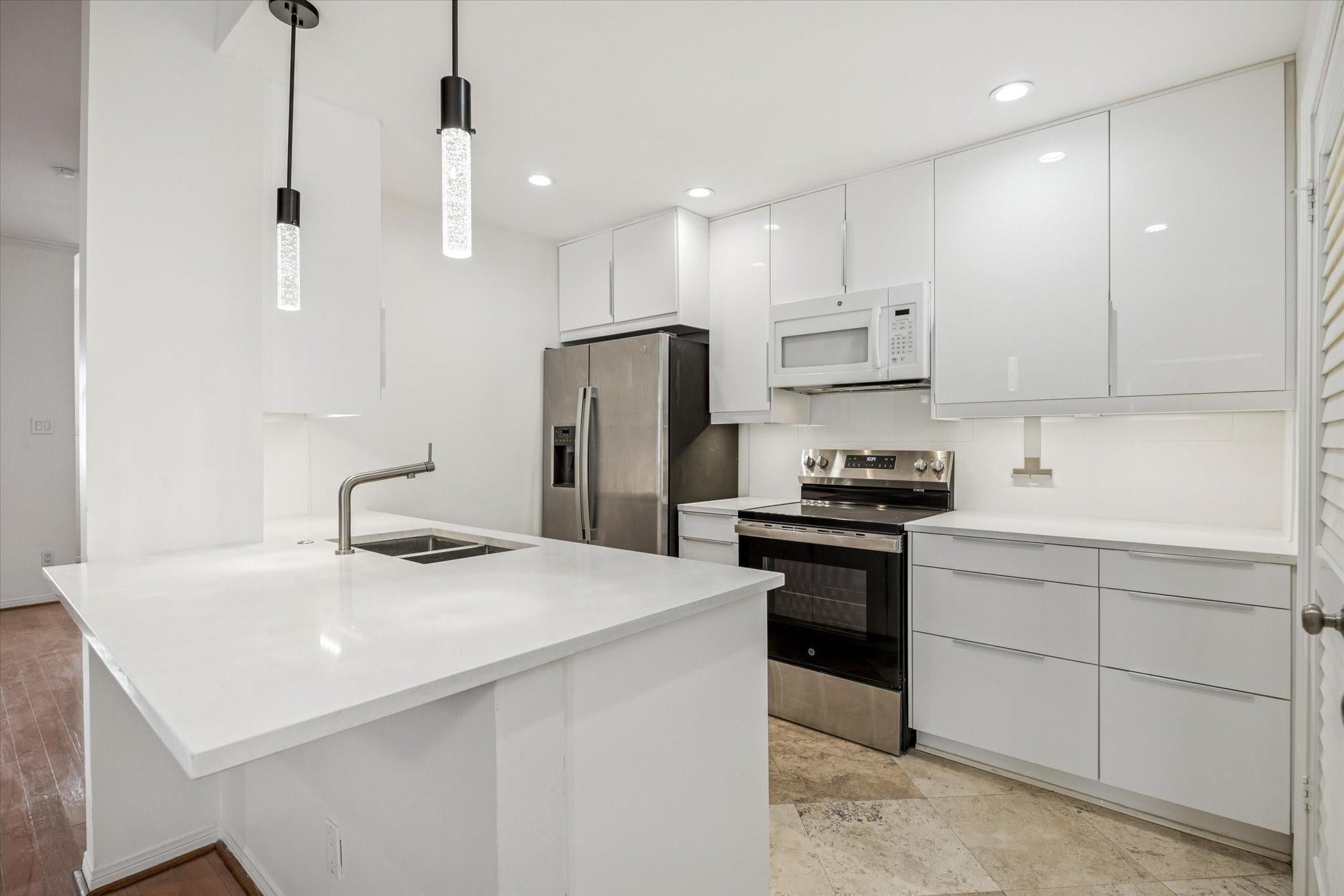 2220 Bering Dr #26, Houston, TX 77057 photo