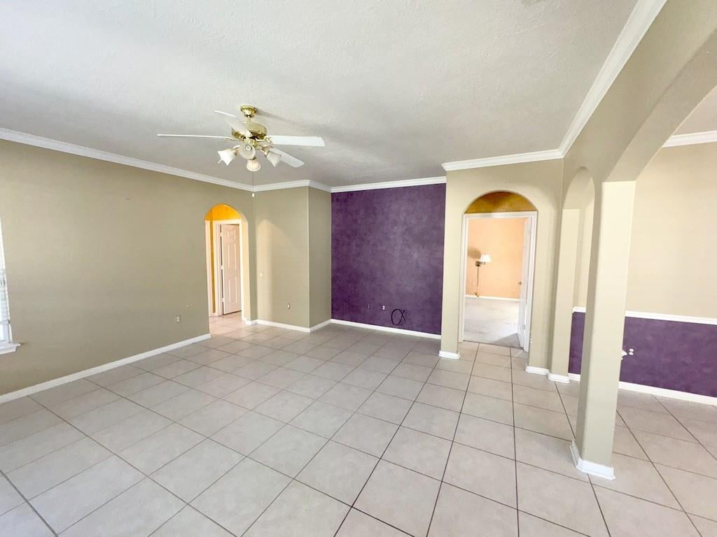 51 N Country Gate Cir, Conroe, TX 77384 photo