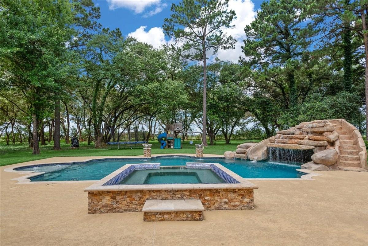 21423 Farm To Market Road 2920, Hockley, TX 77447