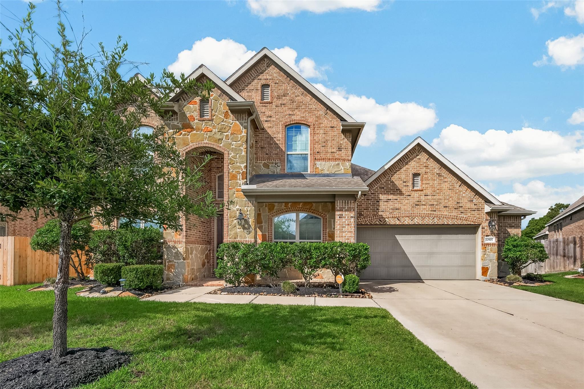22907 Laburname Ct, Tomball, TX 77375