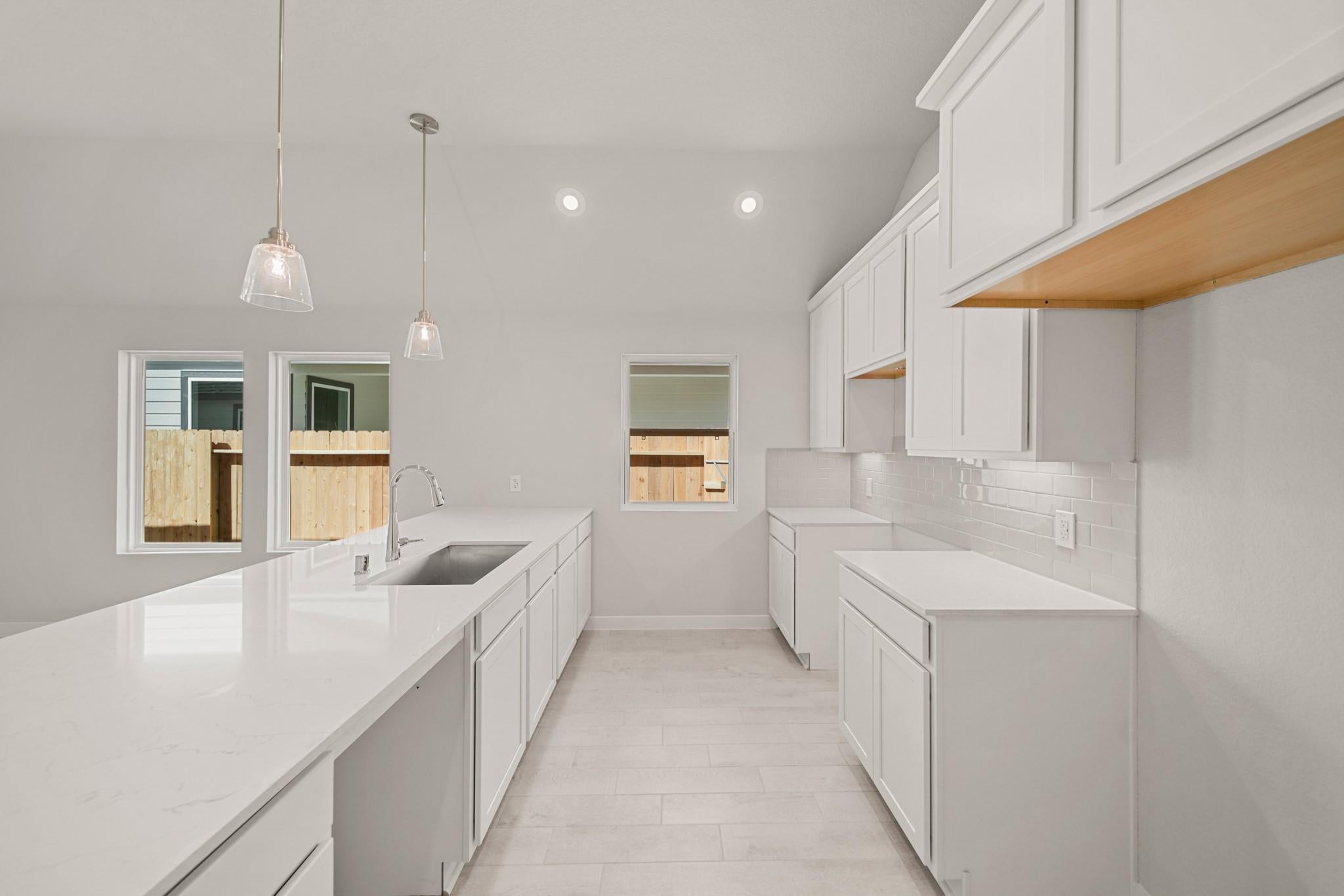 6530 Cypress Landing Ln, Humble, TX 77338 photo