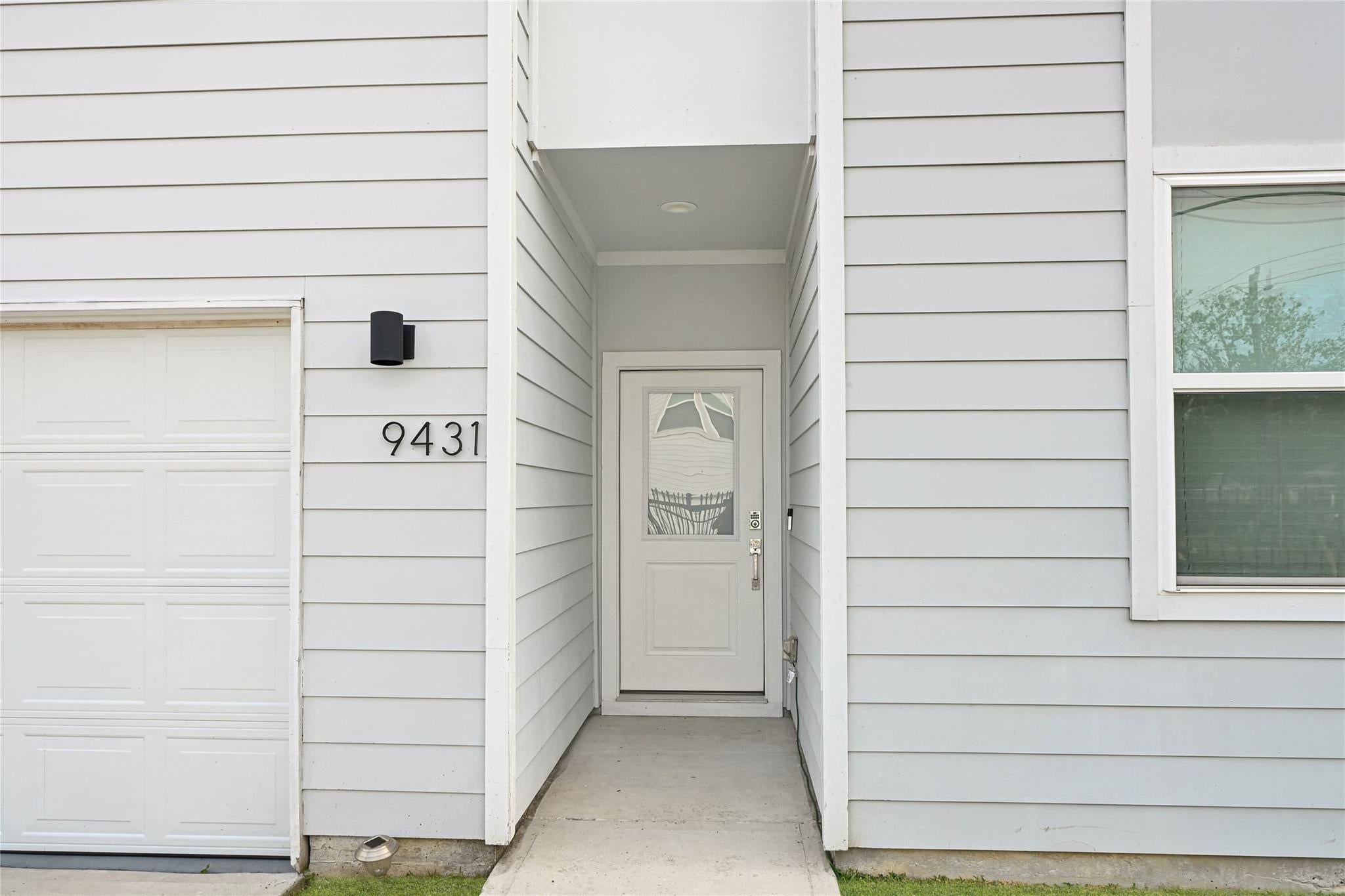9431 Jutland Rd, Houston, TX 77033 photo