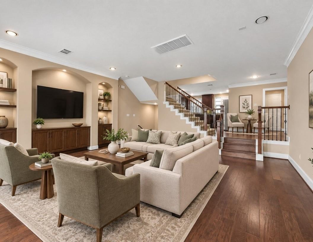 905 Garden Oaks Trce, Houston, TX 77018