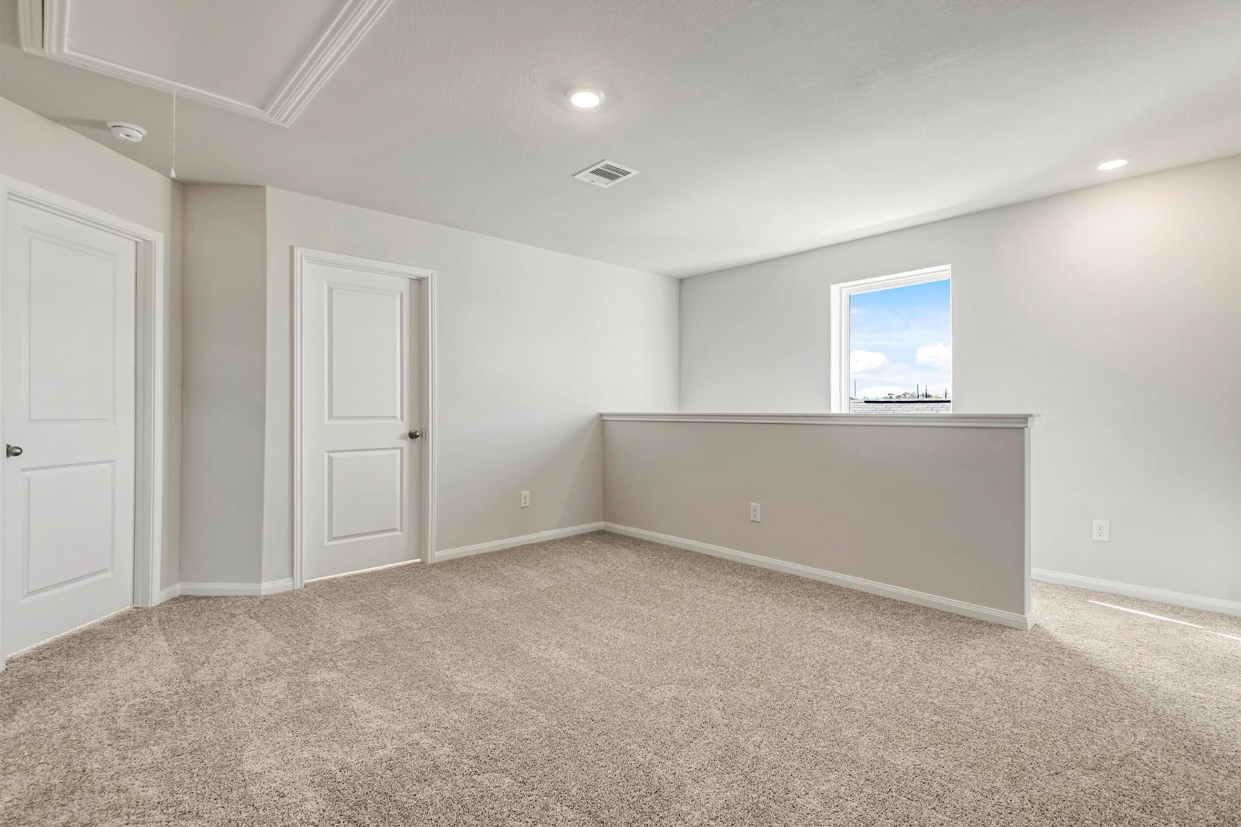 8320 Sunberry Shadow Dr, Houston, TX 77016 photo