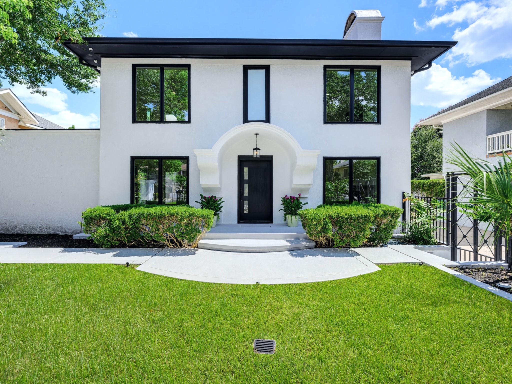 607 Marshall St, Houston, TX 77006