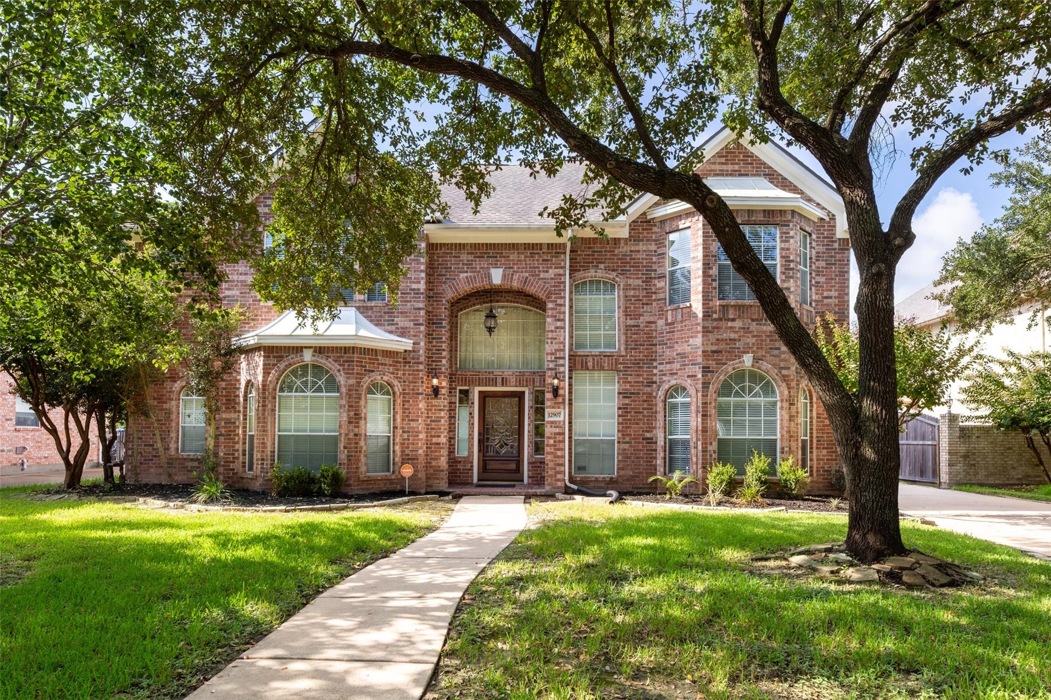 12907 Ridge Bank Ln, Houston, TX 77041
