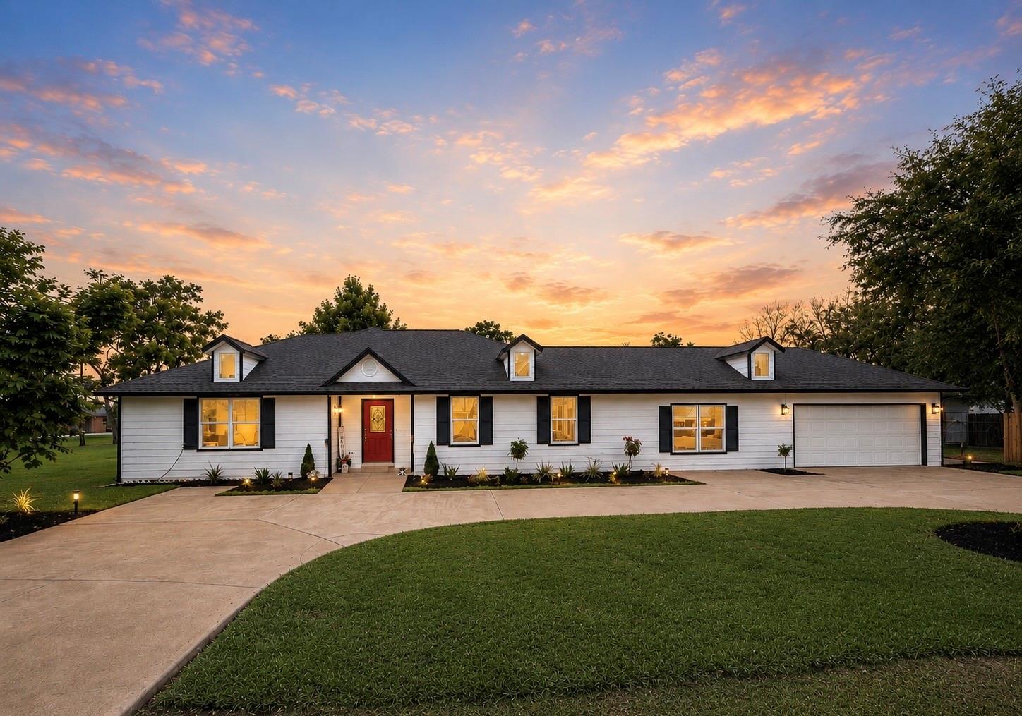 1214 Main St, Alvin, TX 77511