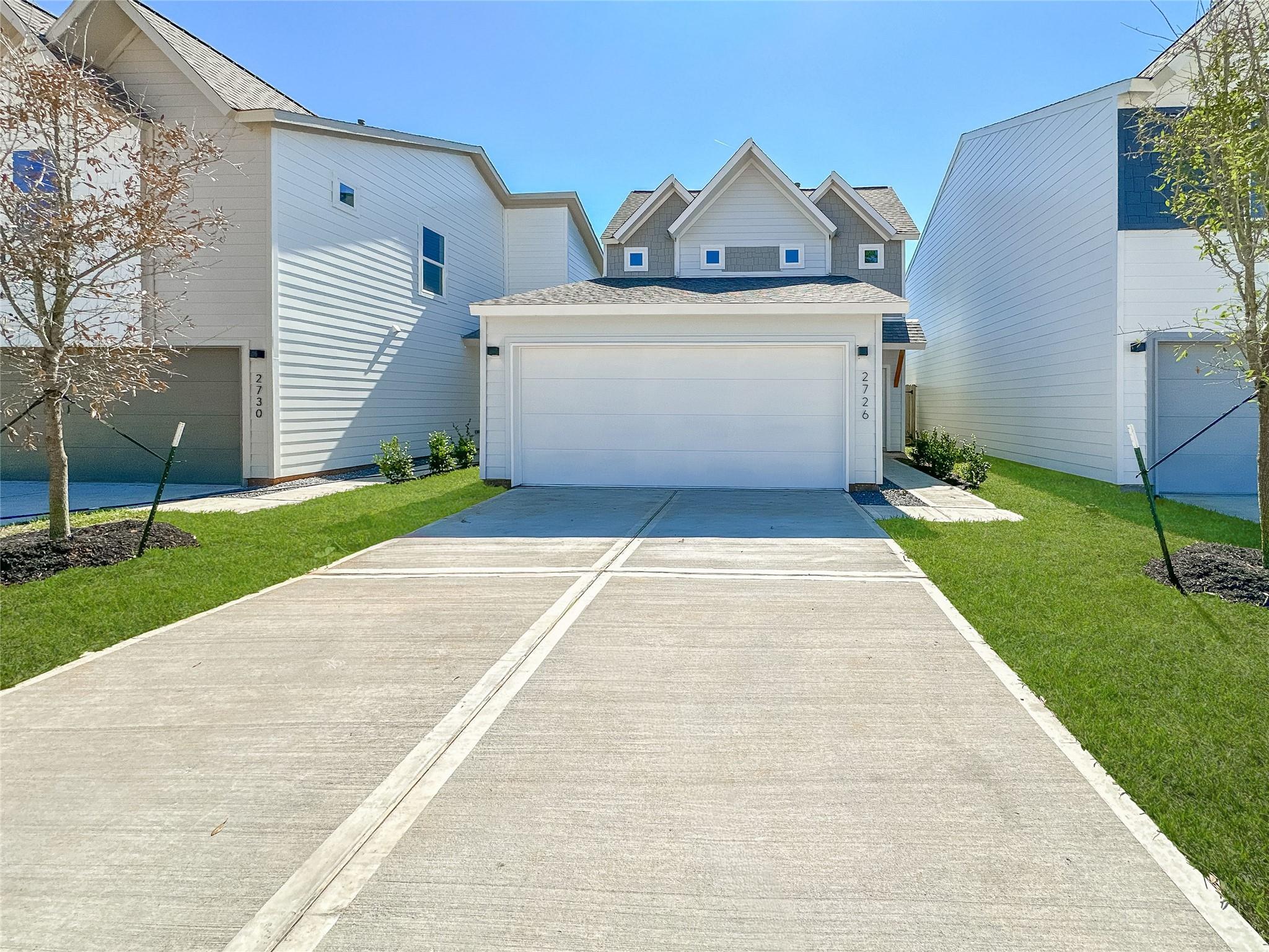 2726 Discovery Trail Ct, Conroe, TX 77301